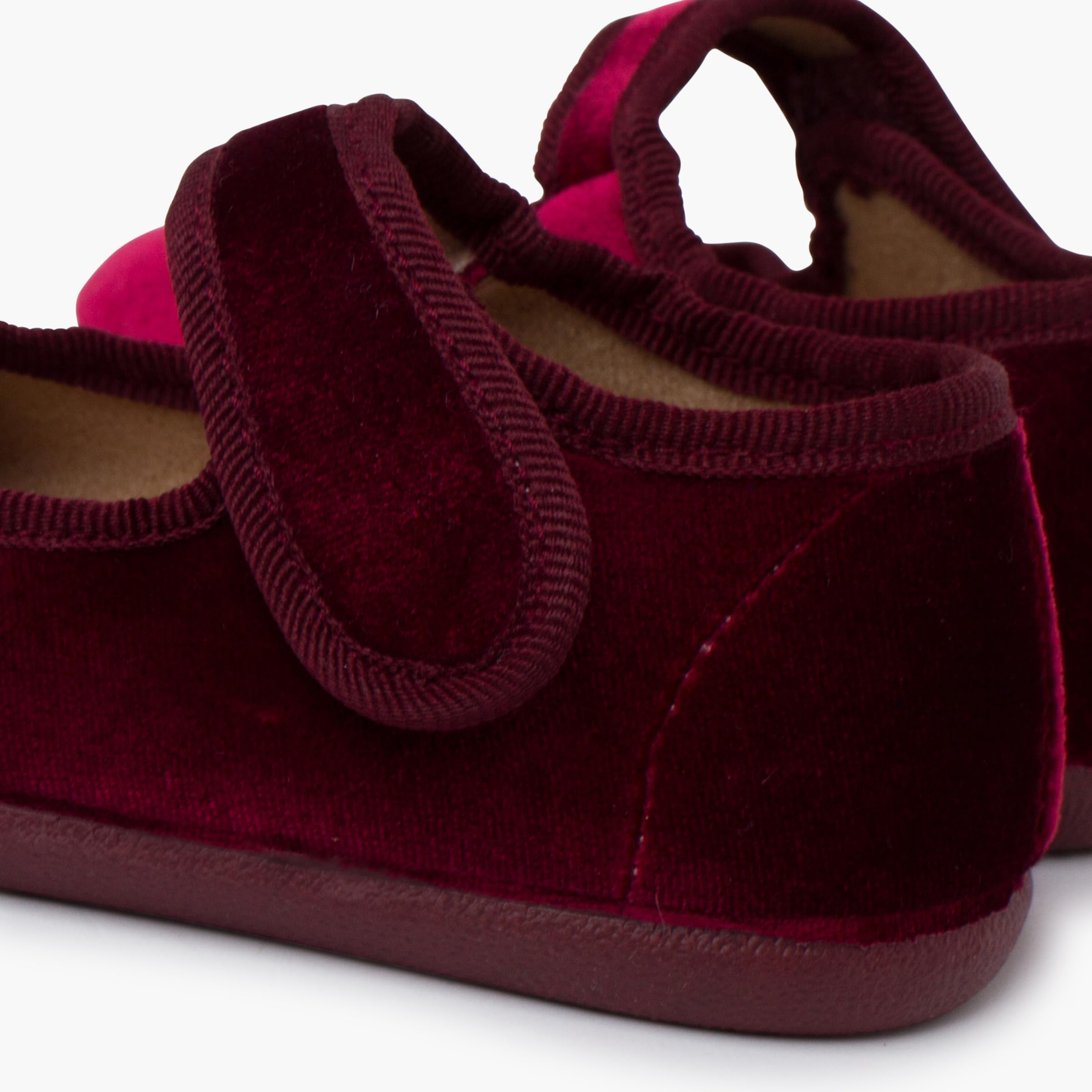 Pisamonas Merceditas Barefoot Terciopelo Tira Adherente
