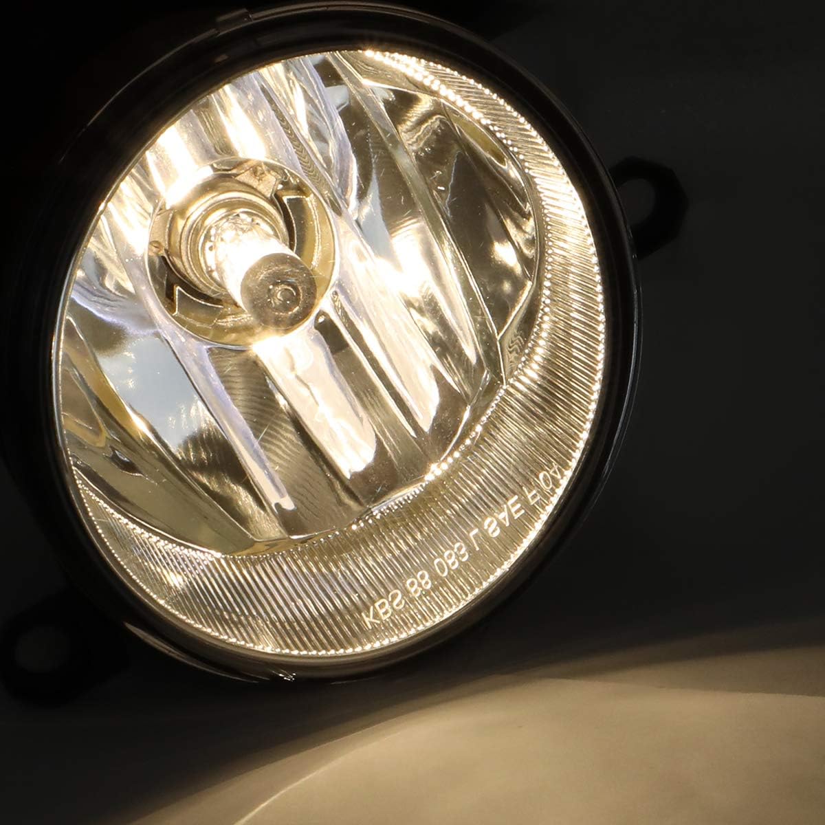 DNA MOTORING FL-OEM-0083R Factory OE Style Fog Light Passenger Side [Compatible with 14-15 4Runner / 14-16 Corolla / 14-18 Highlander / 12-15 Prius / 12-14 Prius C / 16-18 Tacoma / 14-15 CT200h]