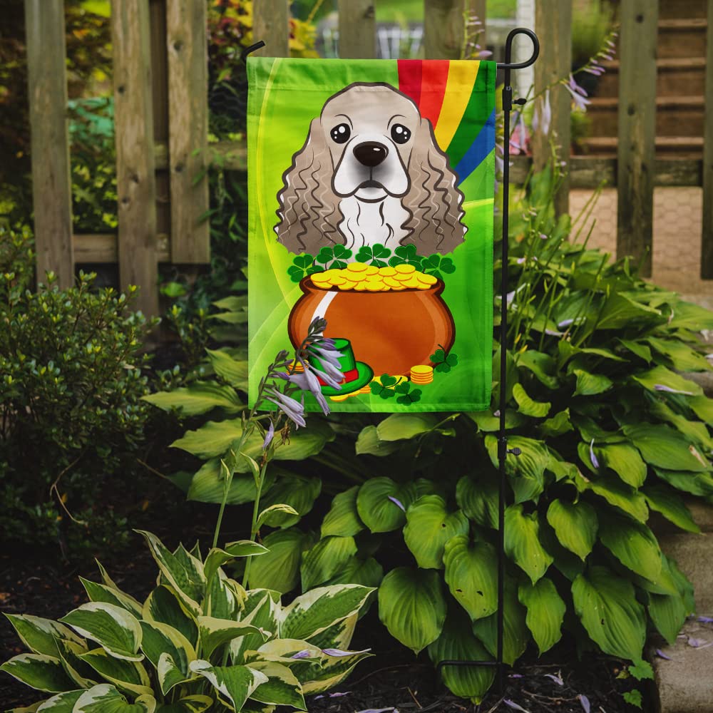 Bandiera Da Giardino Caroline Treasures Con Pechinese Per San Patrizio, Piccola, Double Face, Resistente Alle Intemperie
