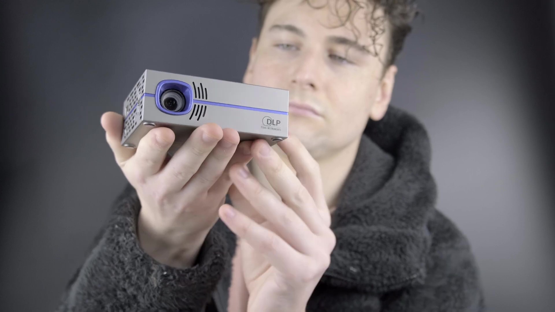 Watch AAXA P8 Smart Mini Projector Review by Gadget Crunch on