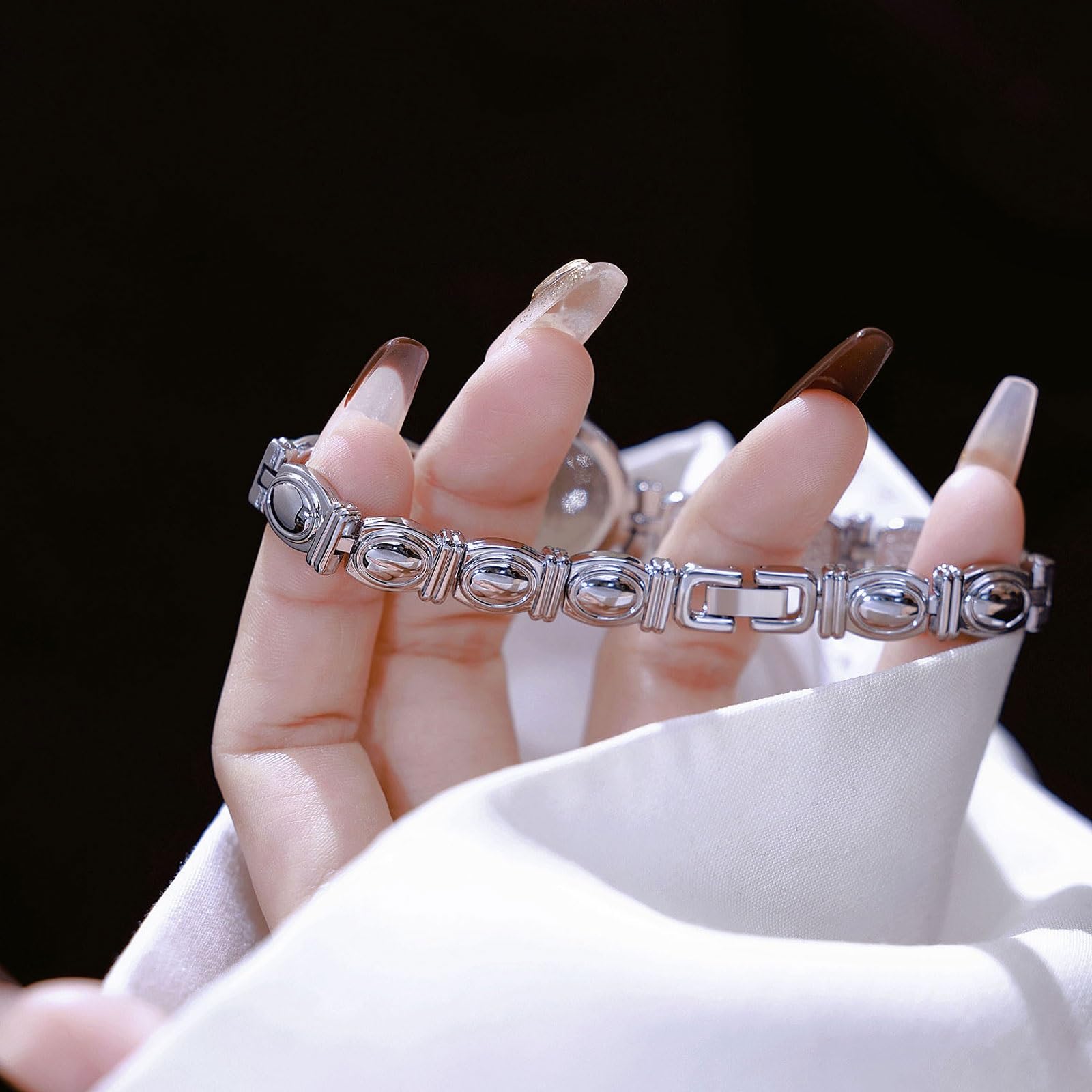 Montre de Luxe Ovale à Quartz avec incrustations de Jade, Bracelet étanche rétro, Peut être utilisée comme Cadeau for Petite Amie et Femme