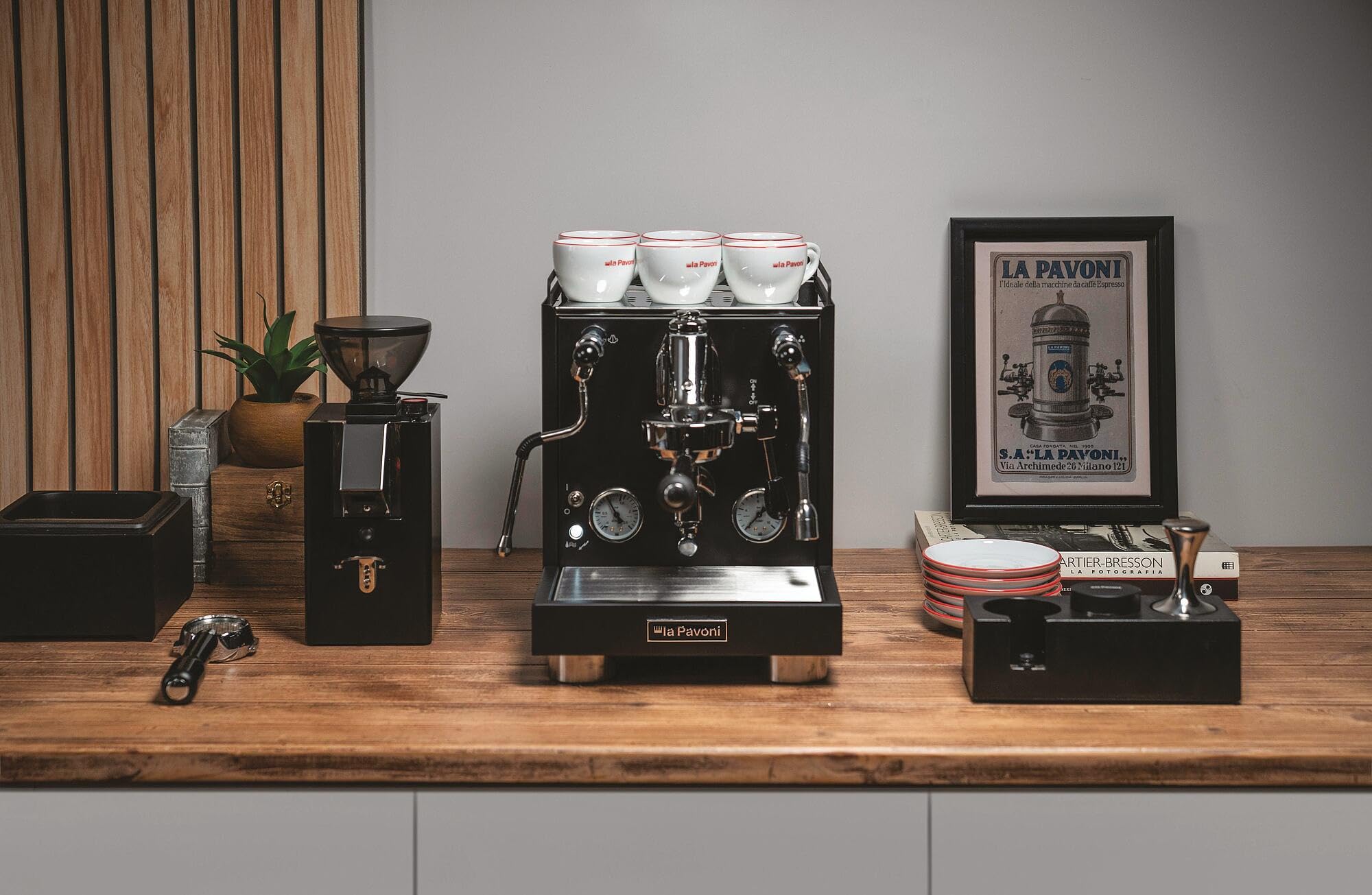 La Pavoni New Cellini Evolution, Macchina Caffè Espresso Semi-Professionale LPSCVB01EU, Caldaia Singola con Scambiatore Calore, con Valvole a Leva, Lancia Vapore e Acqua Calda, 1520 W, Acciaio Nero