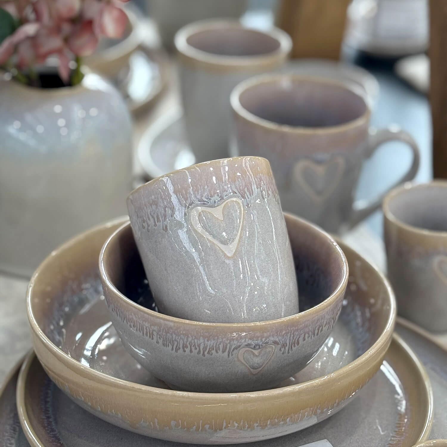 Mea-Living STONEWARE Schale sand Herz, handgemachtes Steingut, 450 ml, wunderschönes handmade Geschirr Küche, Haushalt & Wohnen