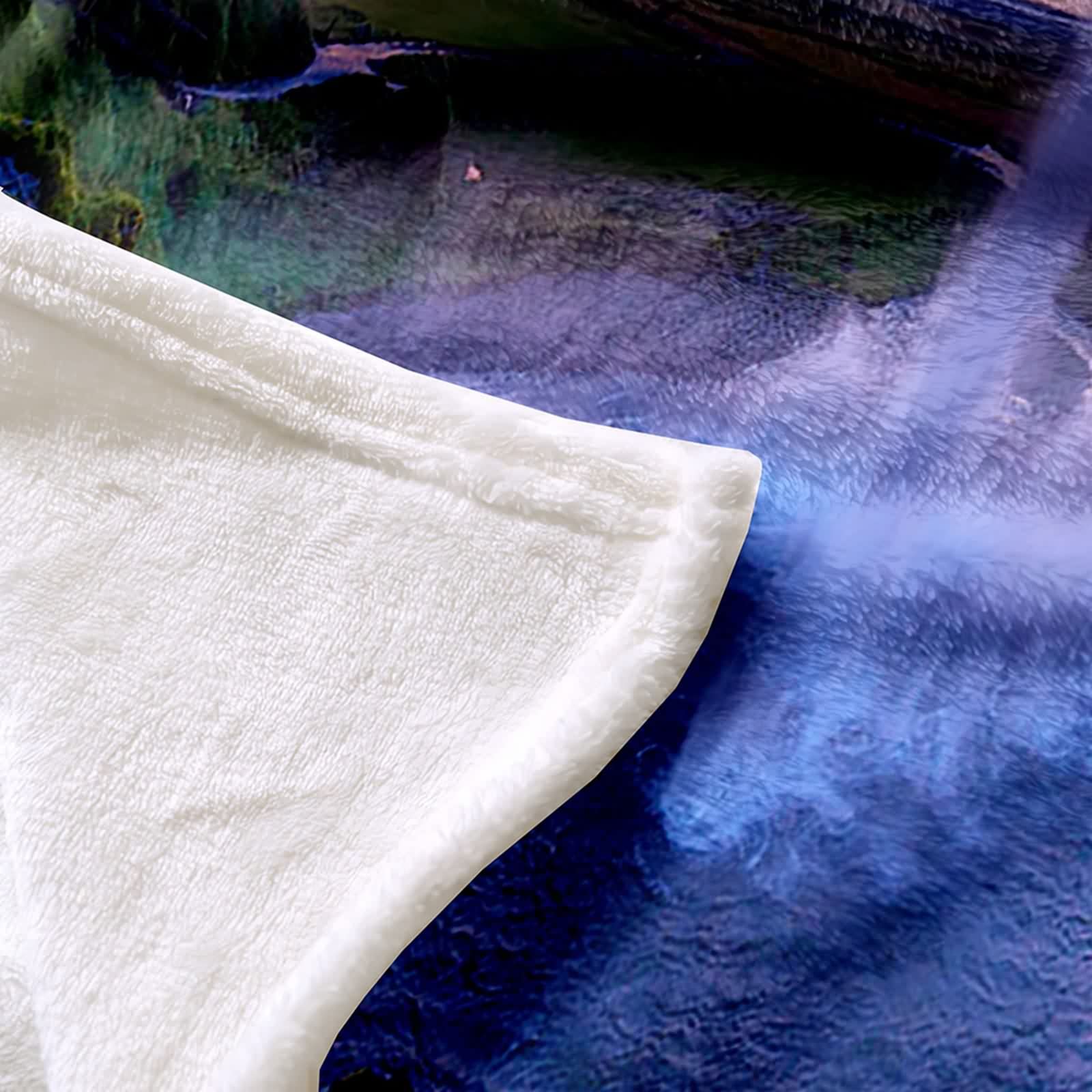 Daesar Coperta Pile Natale, Coperta Flanella Singolo/Matrimoniale Divano/Letto Blu Verde Motivo Cascata e Montagna Coperta Calda e Morbida, 180x240cm