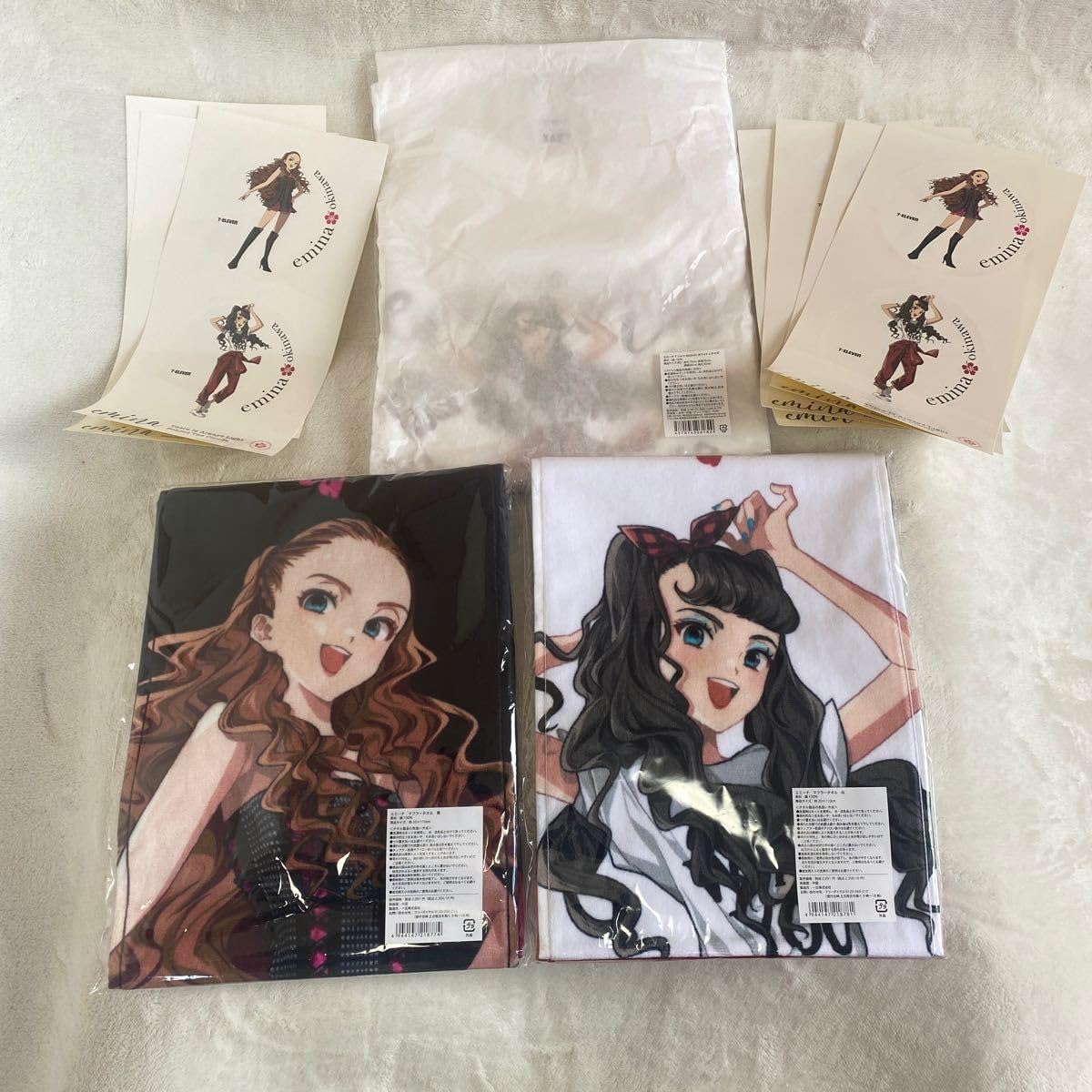 Amazon.co.jp: 安室奈美恵 エミーナ セブンイレブン限定 Tシャツ1枚 