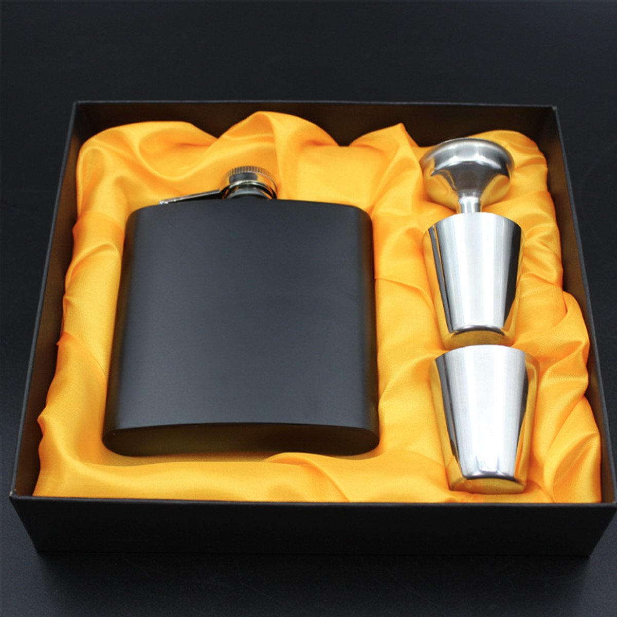 Fiaschetta da tasca personalizzata in acciaio inox nero da 177 ml, ideale per matrimoni, testimoni dello sposo, accompagnatori, 18° compleanno e festa del papà. - Italia