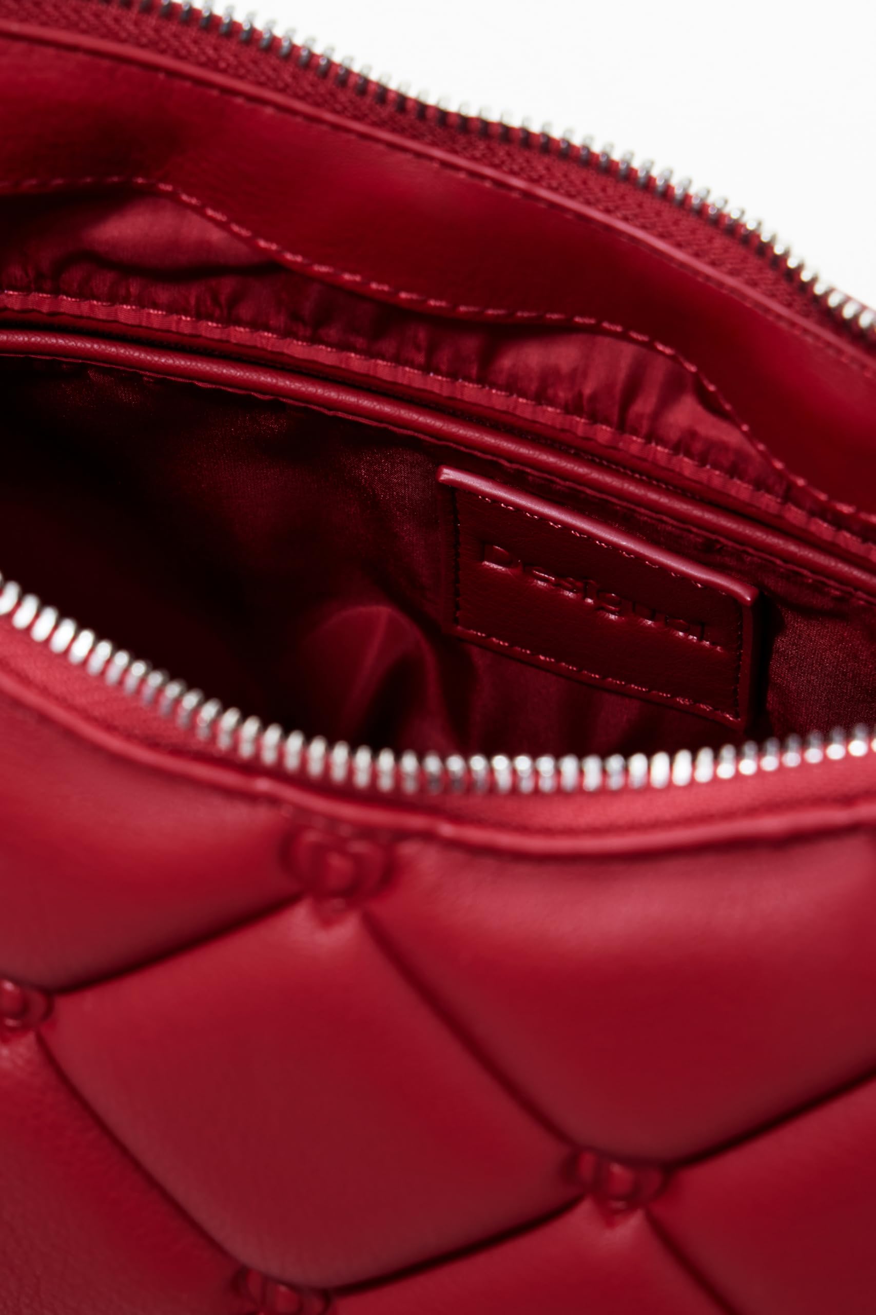 Bolso efecto piel capitoné M