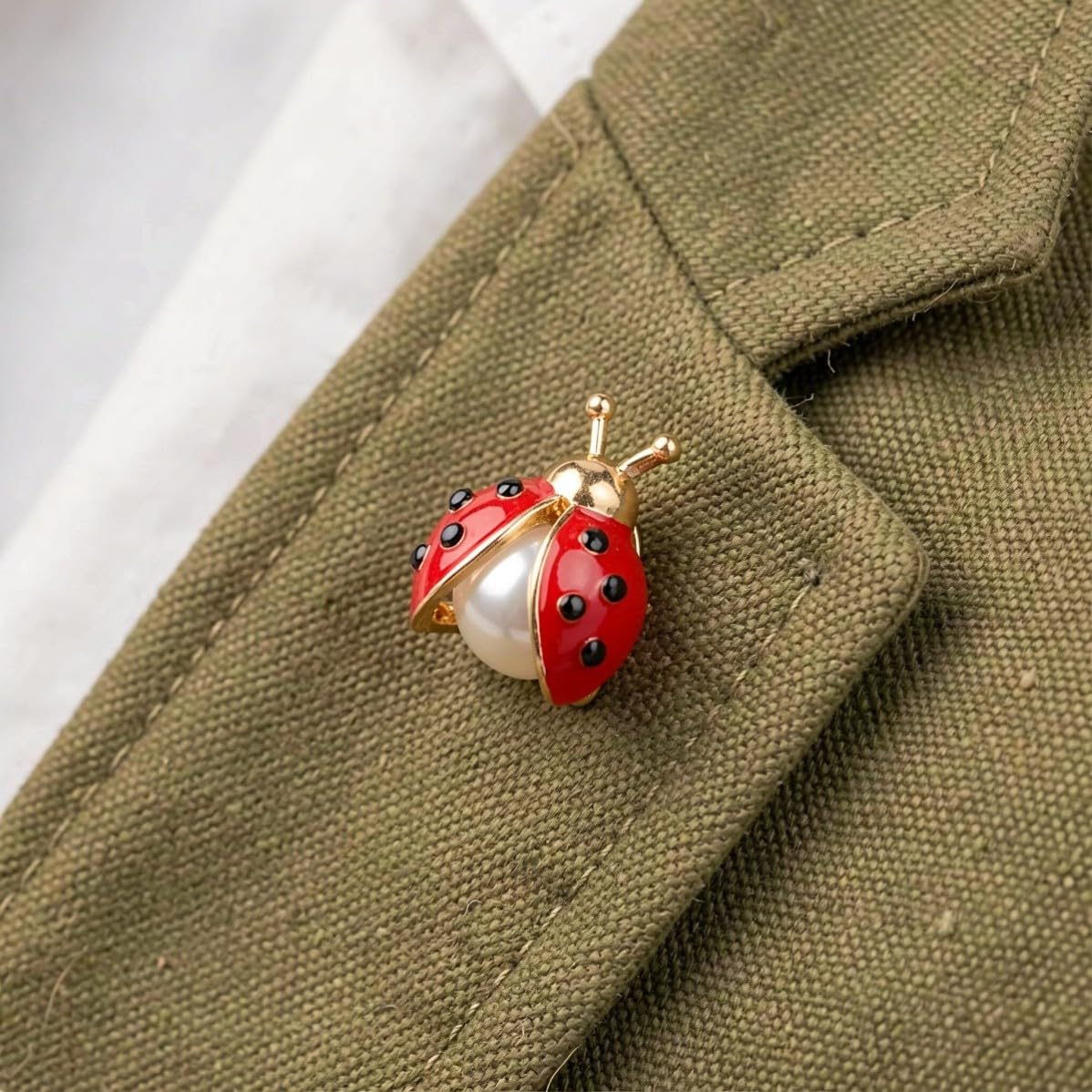 50 Pezzi Spilla Coccinella Vintage in Lega Cristalli per Donna | Fissaggio Nascosto, Struttura Robusta, Aggancio Facile, per Camicie e Cappelli, Uso Quotidiano in Ufficio