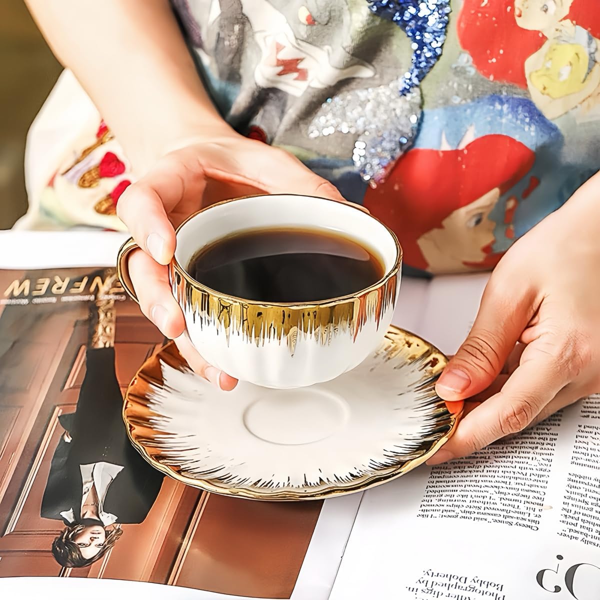 CHANJOON 6 Teacups Tea Tray Spoon Set, 6oz with Galvanized Gold Rim and Gift Box, Ceramic White English Coffee Teacup (gold color, Large)