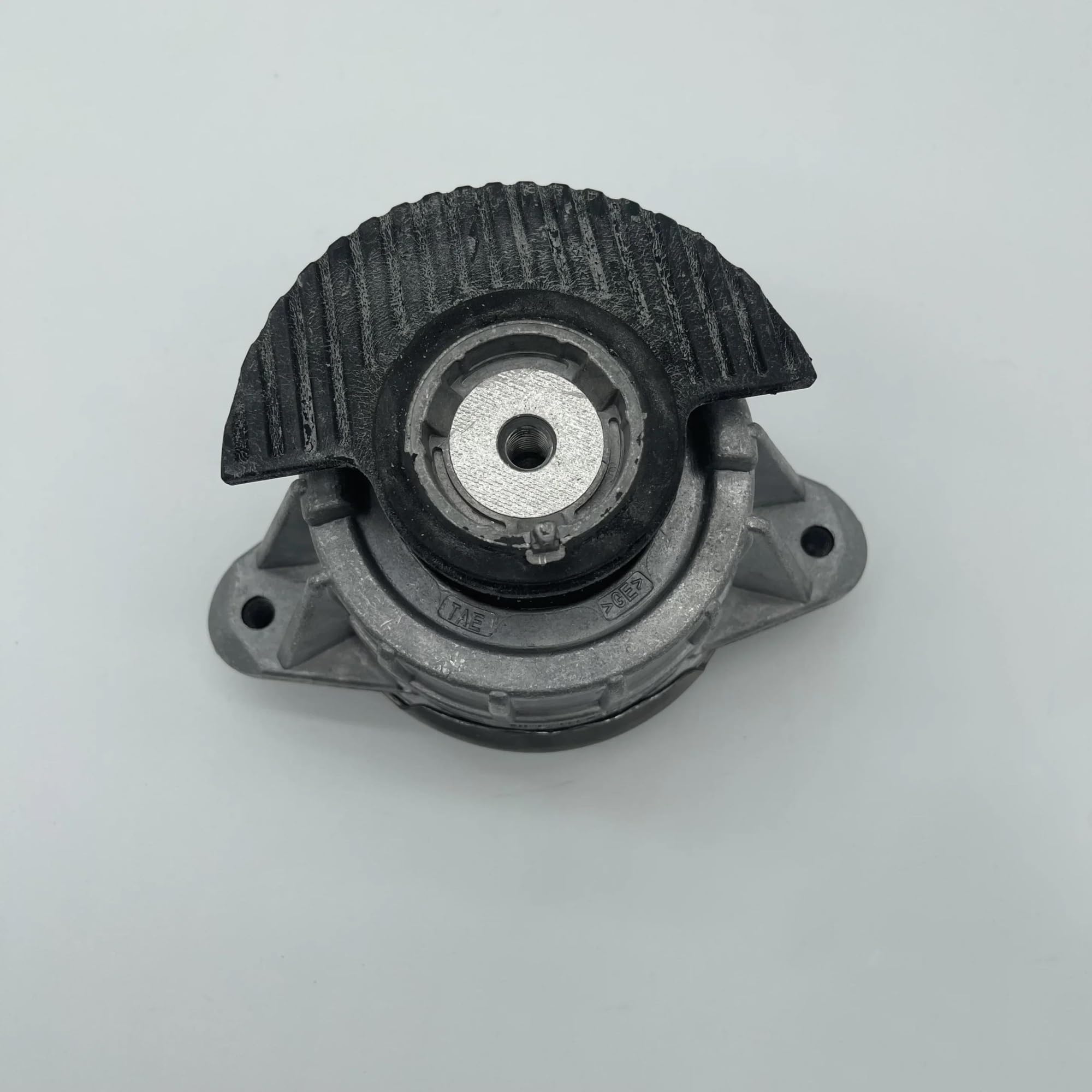 Engine Mounting Kit Motor Support Engine Mount for Mercedes for Benz S212 W212 W204 S212 S204 C204 C250 12-15 2042404217 2042404317