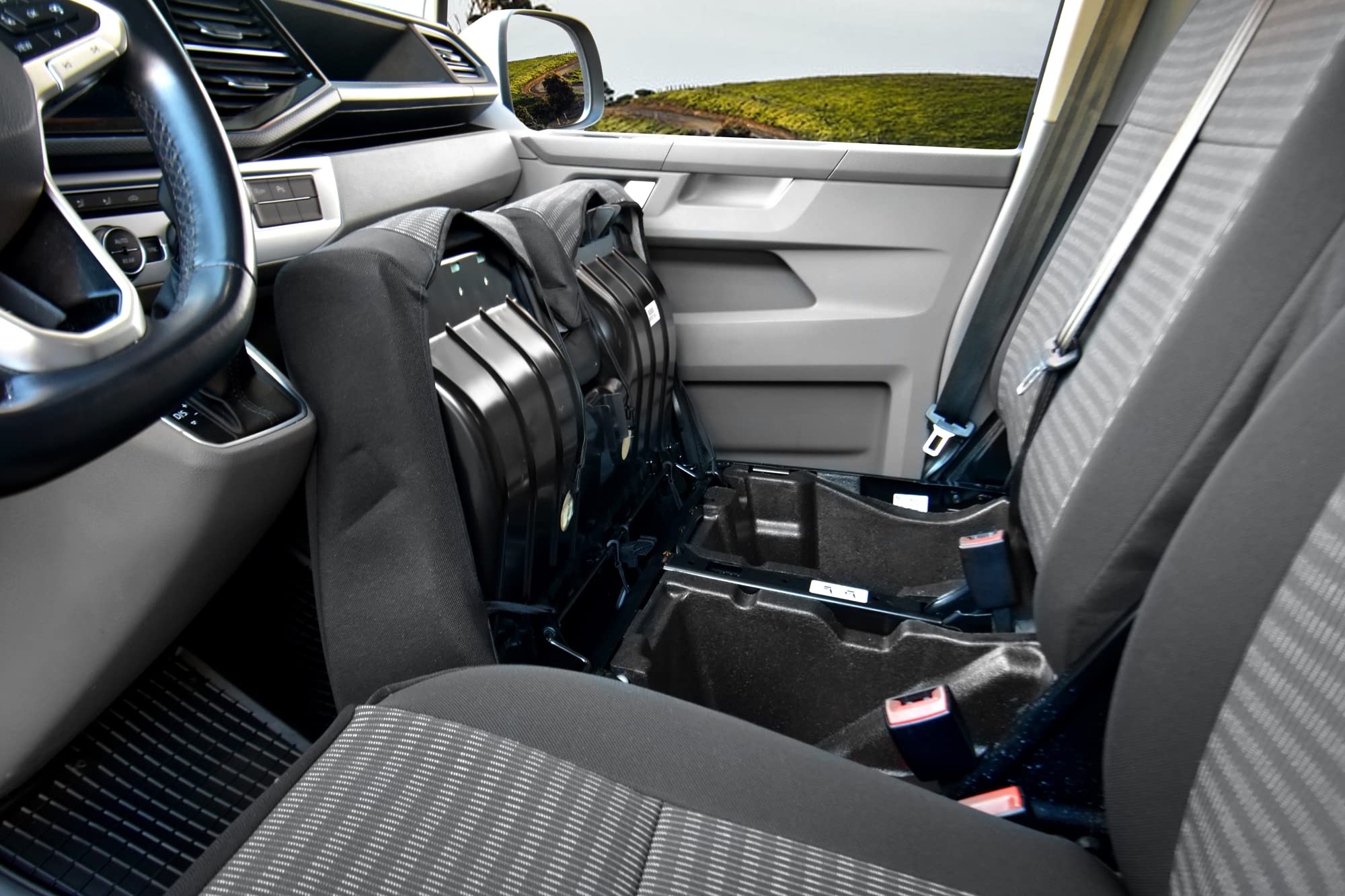 Maßgefertigte Autositzbezüge Für VW Volkswagen T5 9-Sitzer Kunstleder Schwarz