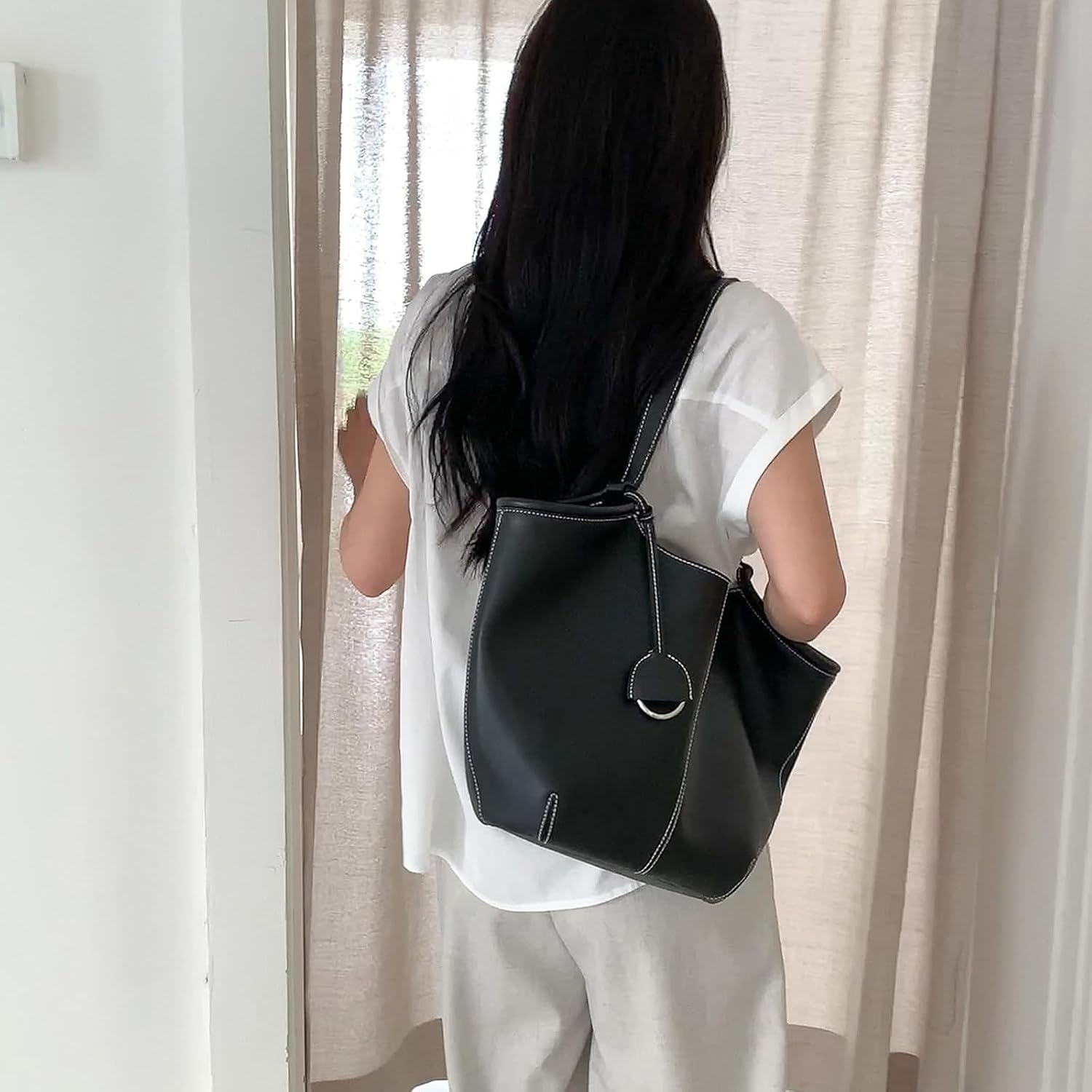 エレガントなショルダーバッグ PU 脇下 財布 広々としたバケット エレガントなショルダーバッグ PU 脇下 財布 広々としたバケット