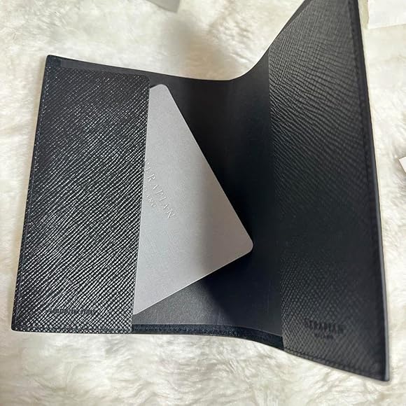 Amazon.co.jp: 定価約4万 セラピアン パスポート カバー ブラック  