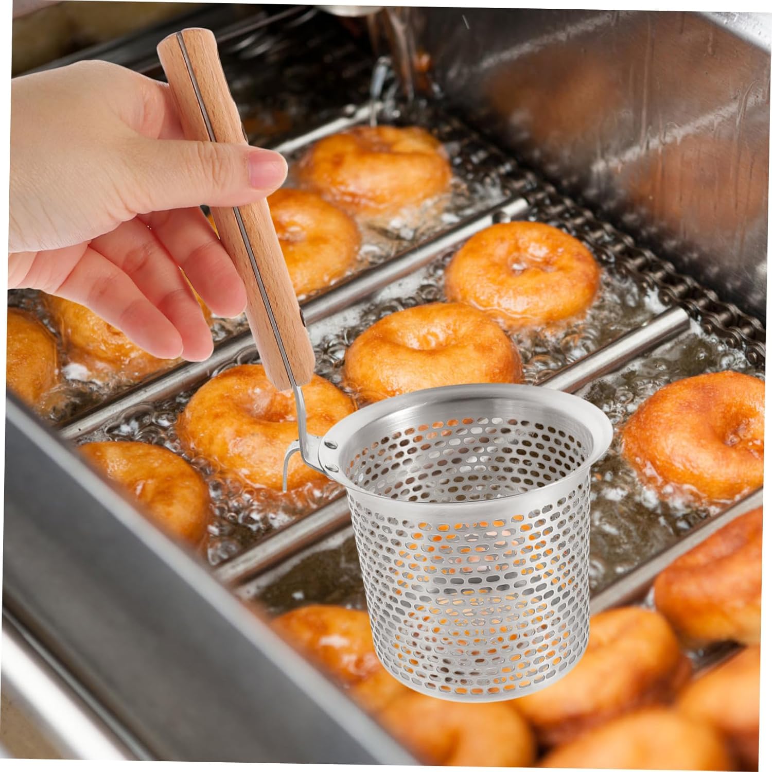 3pcs Stainless Steel Cooking Colander Wooden Handle Stainless Steel Pasta Mesh Strainer for Deep Frying and Noodle Retrieval Comfortable Grip Long Handle Design for Safe Food