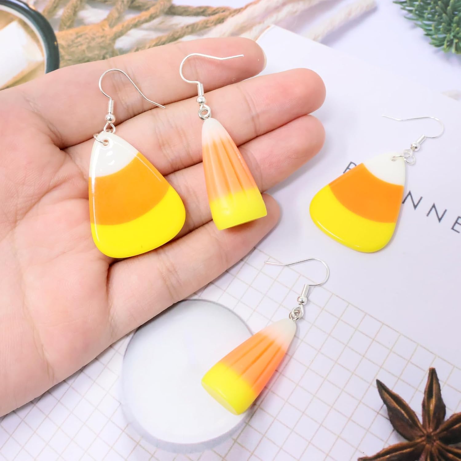 Honbay 2 Pairs of Acrylic Candy Corn Dangle Drop Earrings Fall Candy Corn Charms Pendant Earrings Costume Party Accessories - Image 3