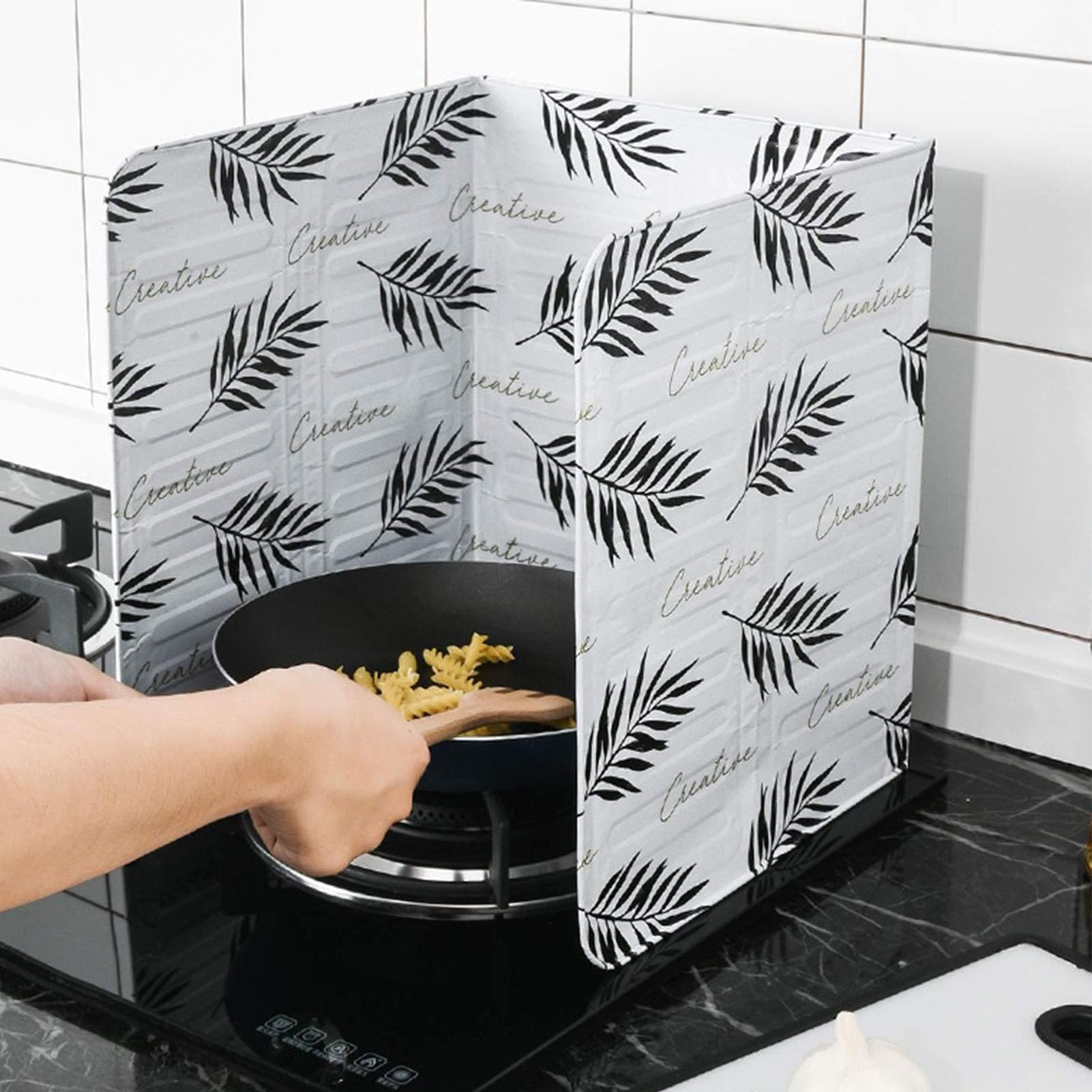 Stove Splash Guard, Multipurpose Gas Stove Splatter Guard Foldable High Temperature Resistant Oil Splatter Screen Aluminum Foil Stove Wall Splash Guard for Kitchen (White)