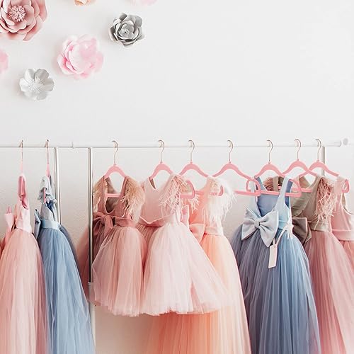 Miniatura 7 de HOUSE DAY Perchas de terciopelo para el armario, perchas de terciopelo para niños, paquete de 60 perchas antideslizantes para niños pequeños de 11.8