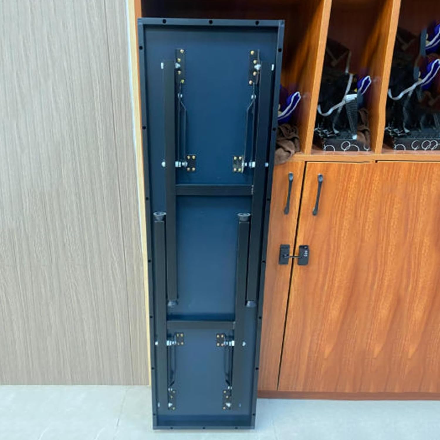 Indoor OutdoorTable Tennis Table, Ping Pong Table with Consistent Bounce, All-Weather Indoor Outdoor Foldable Table with Net