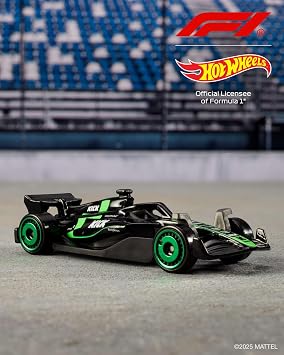 Hot Wheels Toy Cars Formula 1 5-Pack, Set of 5 1:64 Scale Die-Cast Vehicles Featuring F1 Racing Team Decos, Collectible Race Cars