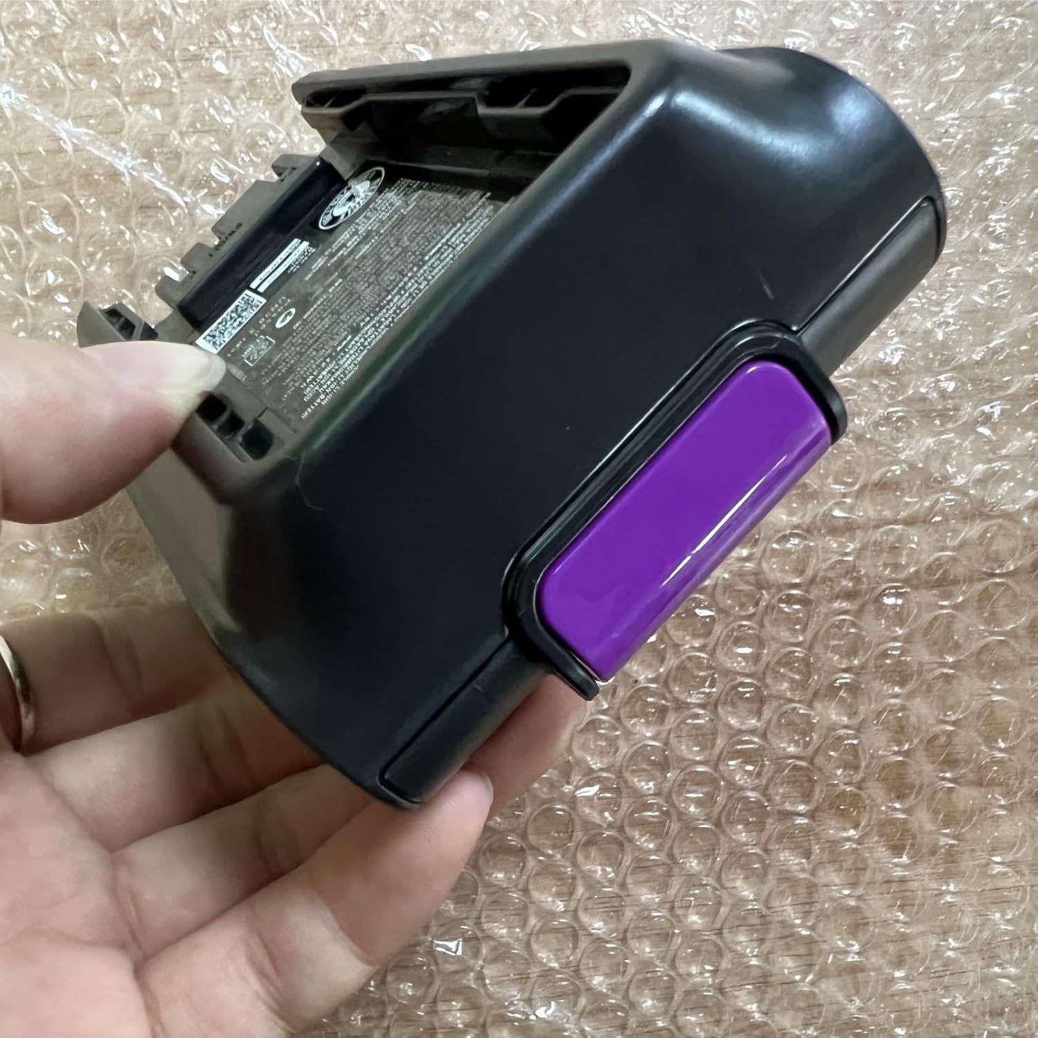 Replace The Battery for The Vacuum Cleaner Compatible with Shark XBATR525DC 2350 MAh Spare Parts