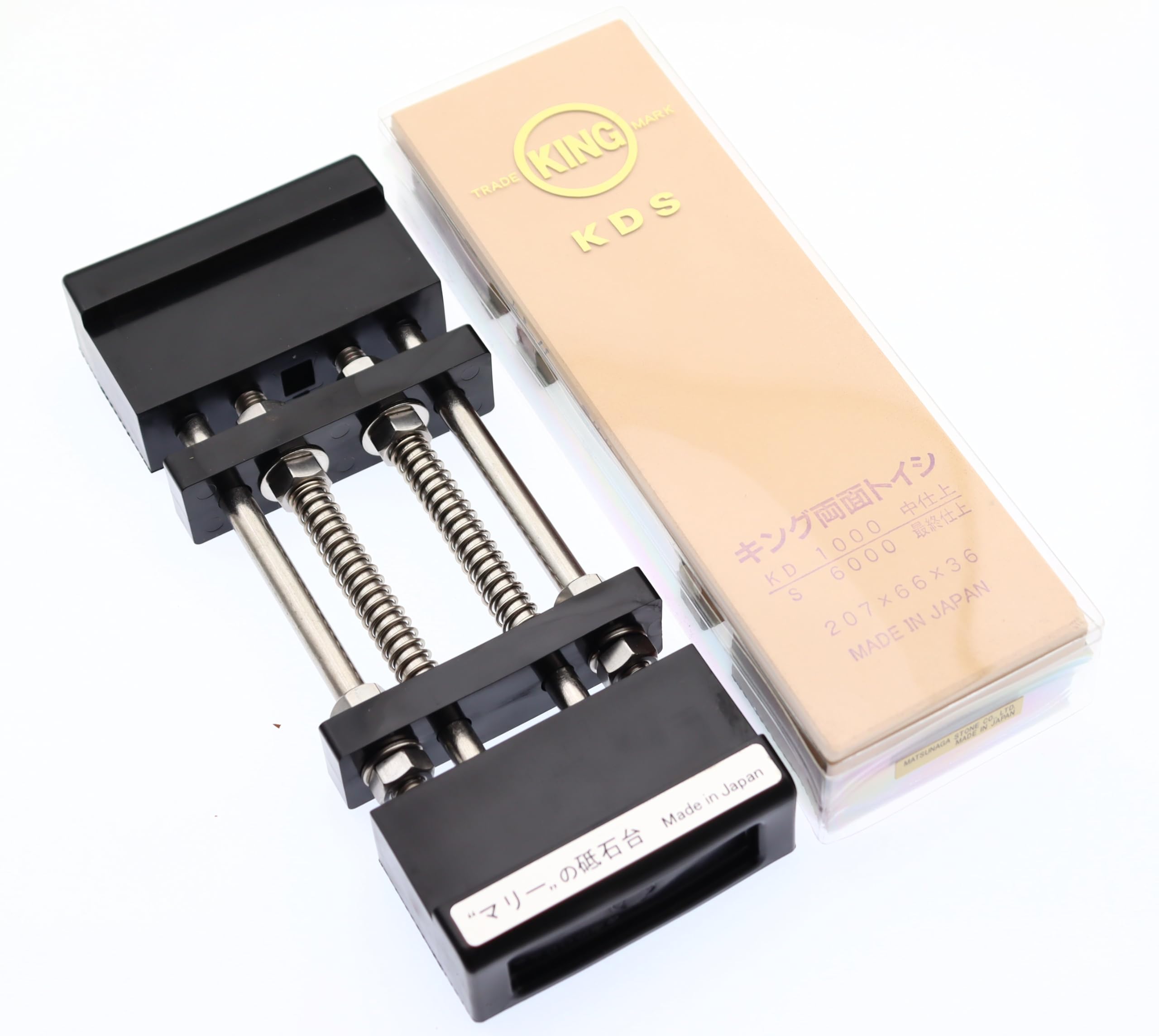 Kit pietra per affilare giapponese King Double Face 1000 6000 e supporto antiscivolo da tavolo, base regolabile per pietra affilatura, misura 185-225 mm, made in Japan