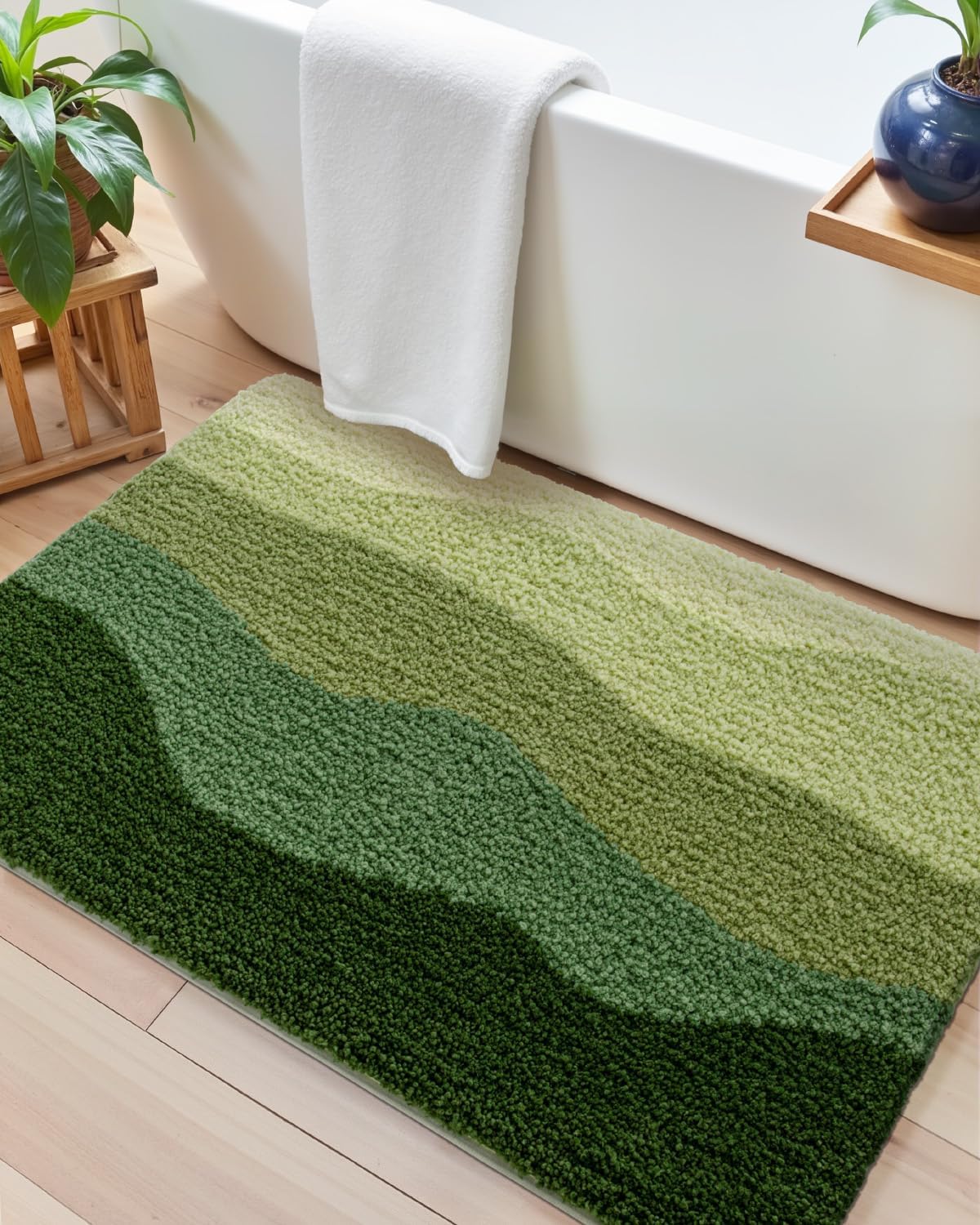 DEXI Bathroom Rugs Non Slip, 20×32 Washable Microfiber Bath Mat Quick Dry, Absorbent Ultra Soft Natural Mountains Bathmat for Shower Floor Tub Sink, Green