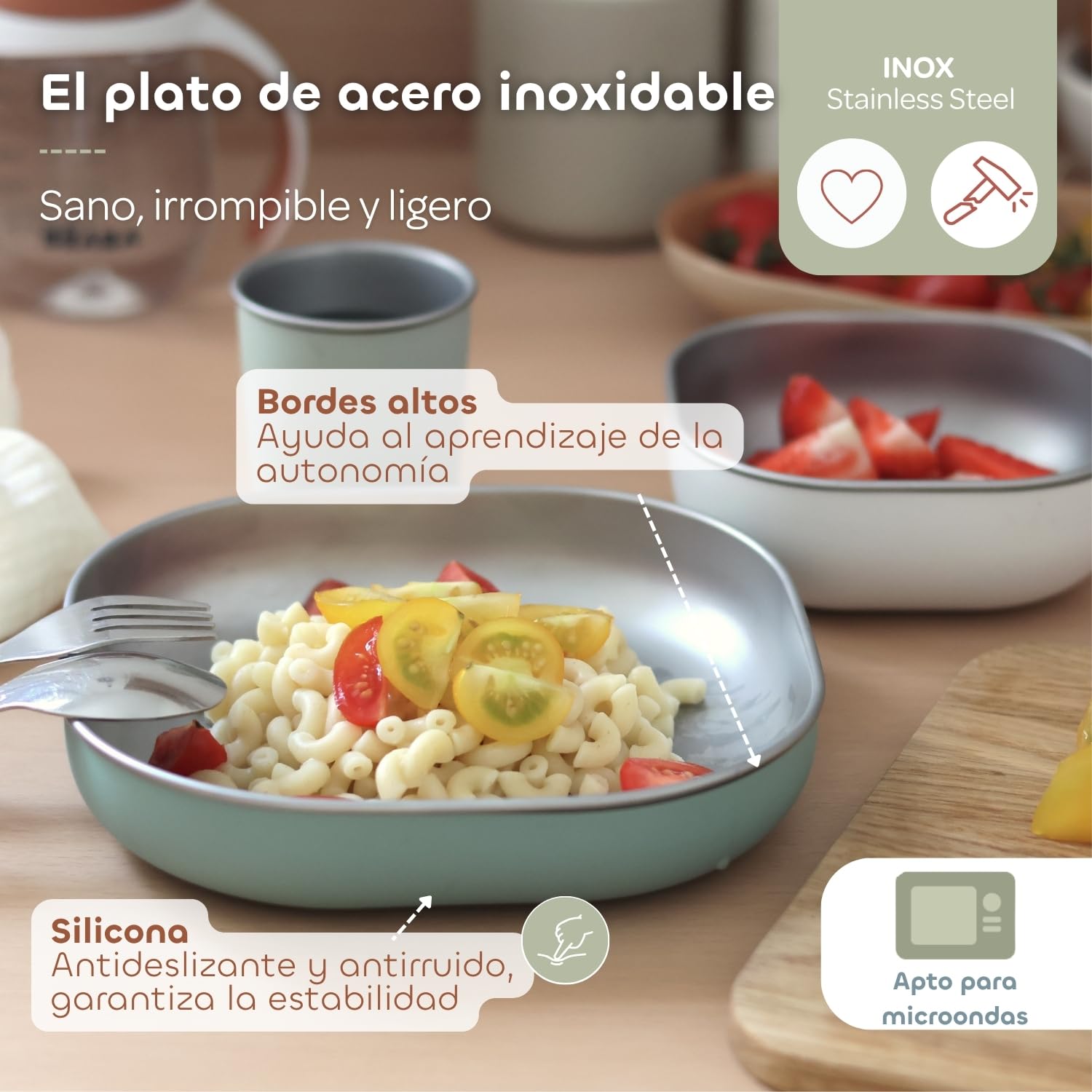 BÉABA, Set de Comida Bebé – Regalo de Nacimiento Completo desde 4 Meses – Plato Inox Microondas, Cubiertos Ergonómicos, Babero con Mangas, Caja Recuerdo – Materiales Saludables/Duraderos, Verde Salvia