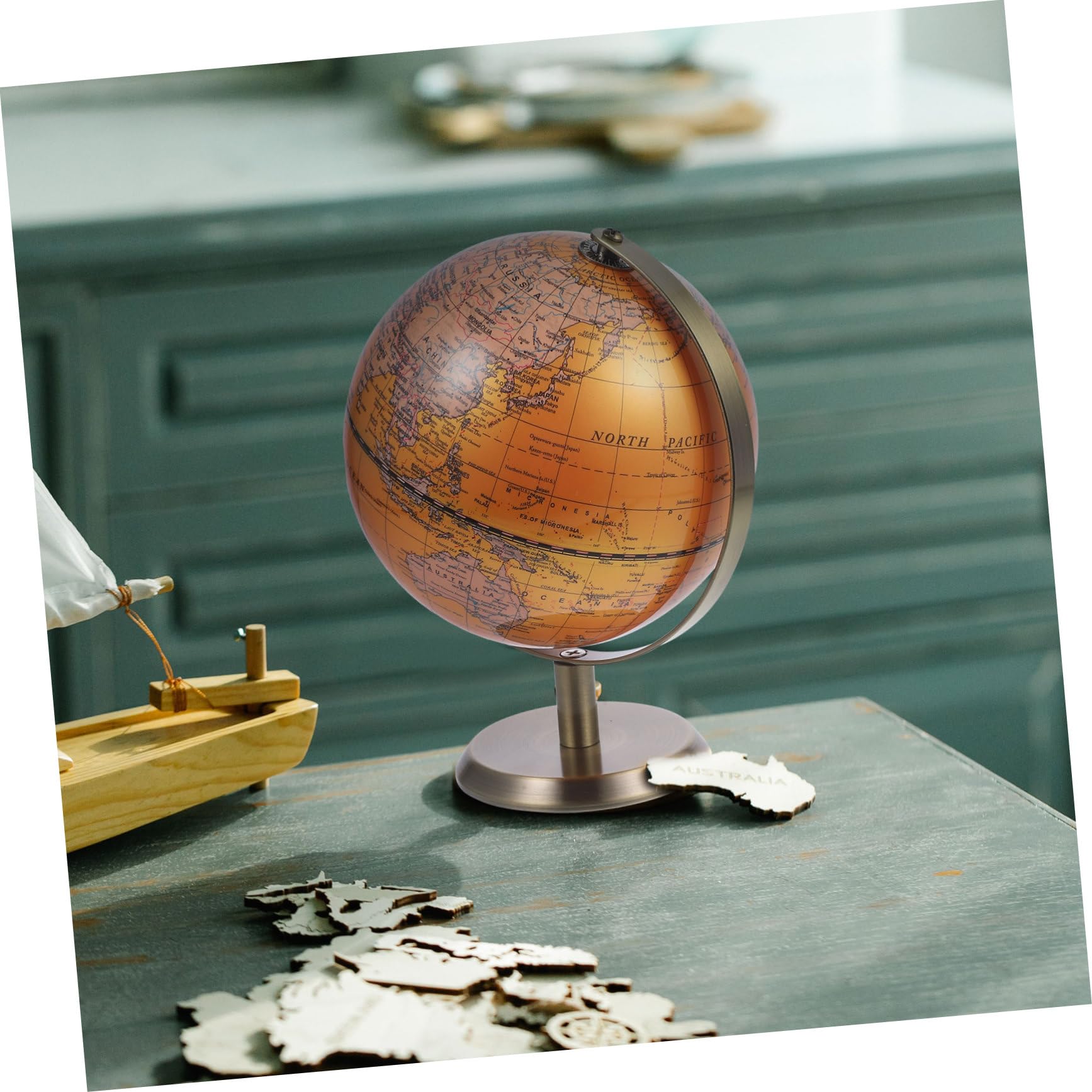 Globo Terráqueo Decorativo Europeo Giratorio Adorno de Mesa para Oficina Hogar Enseñanza Geografía Diseño Elegante y Material Abs y Aleación