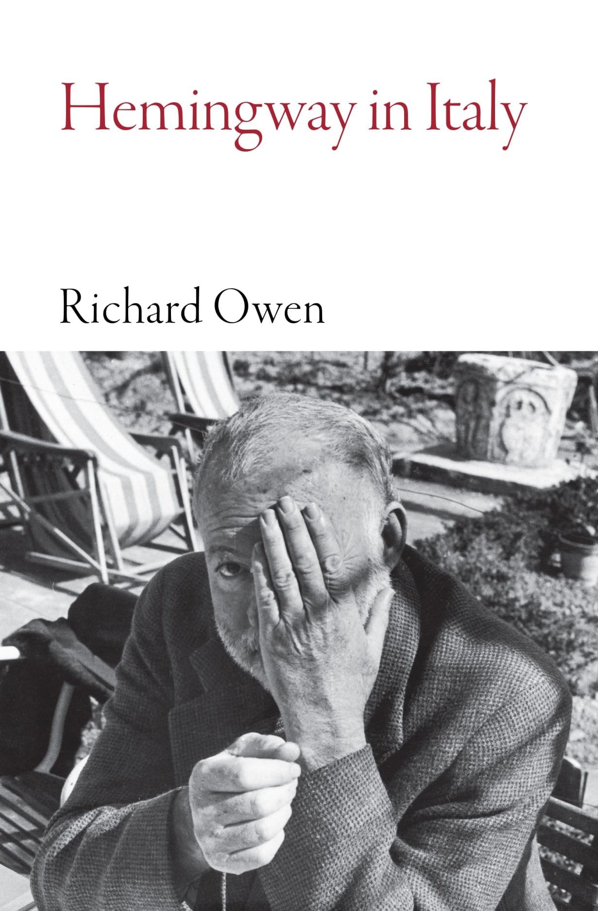 Hemingway in Italy by Richard Owen (Paperback Book)
