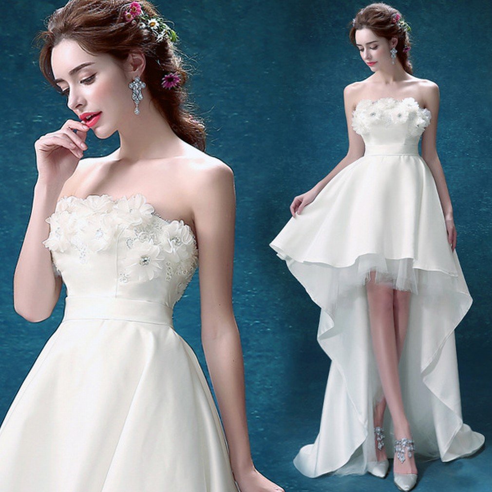 Robe de mariée en dentelle coupe princesse à traîne délicate taille XS
