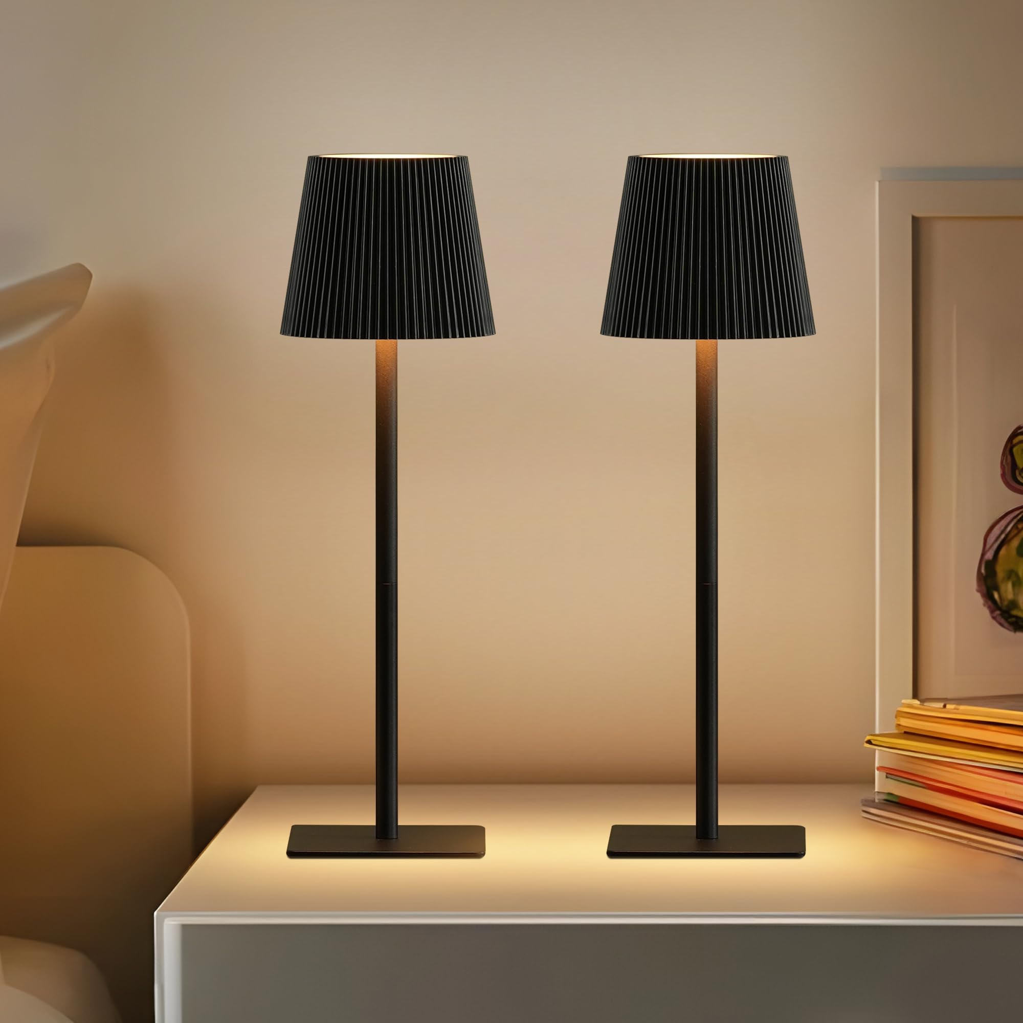 LUTEC Paquete de 4 lámparas de mesa inalámbricas, lámpara de escritorio recargable de 6000 mAh, dos alturas ajustables, impermeable, control táctil y atenuación continua de 3 colores para restaurante