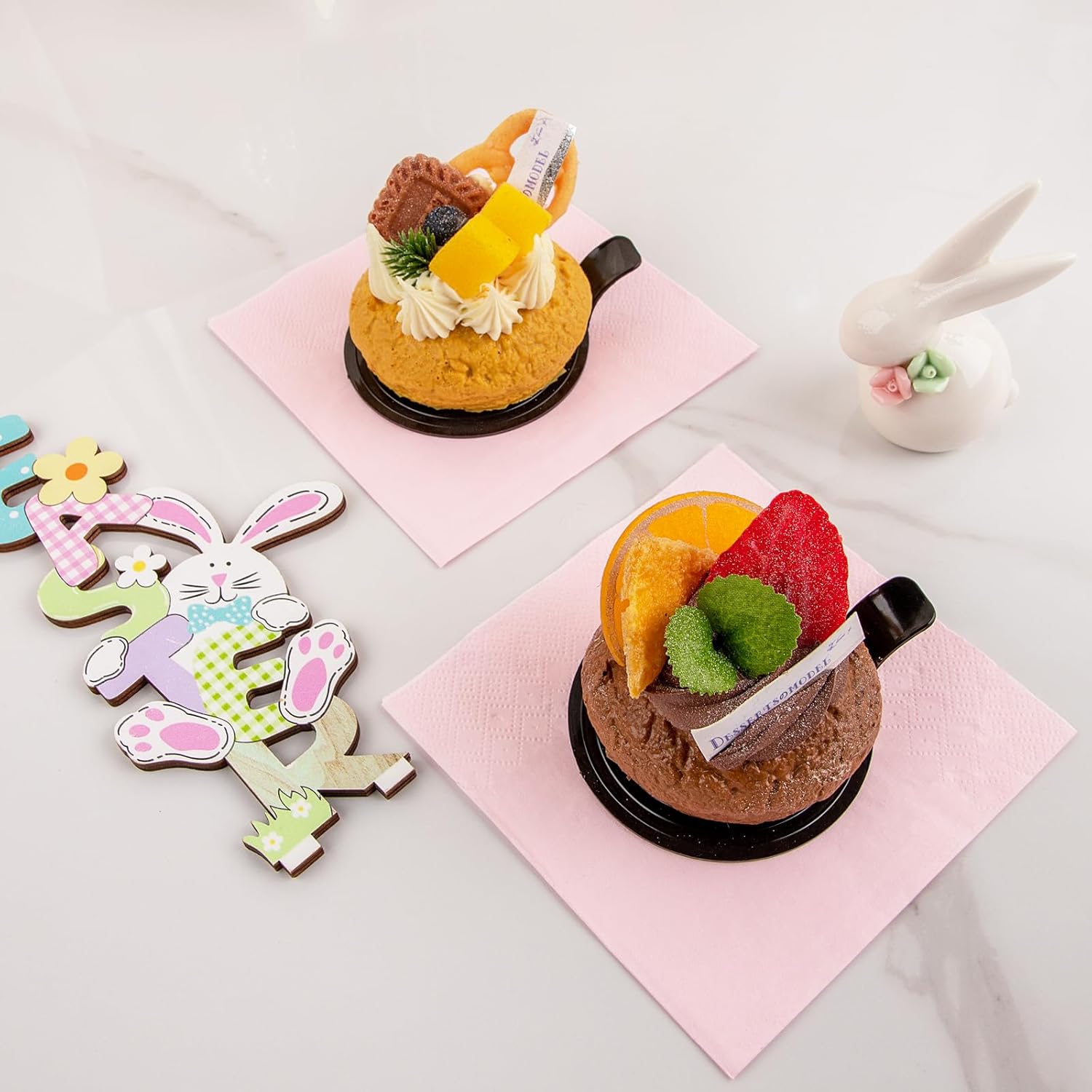 FLOWERCAT 60PCS Clear Plastic Plates and 100-Count 2-Ply Pink Cocktail Napkins for Party