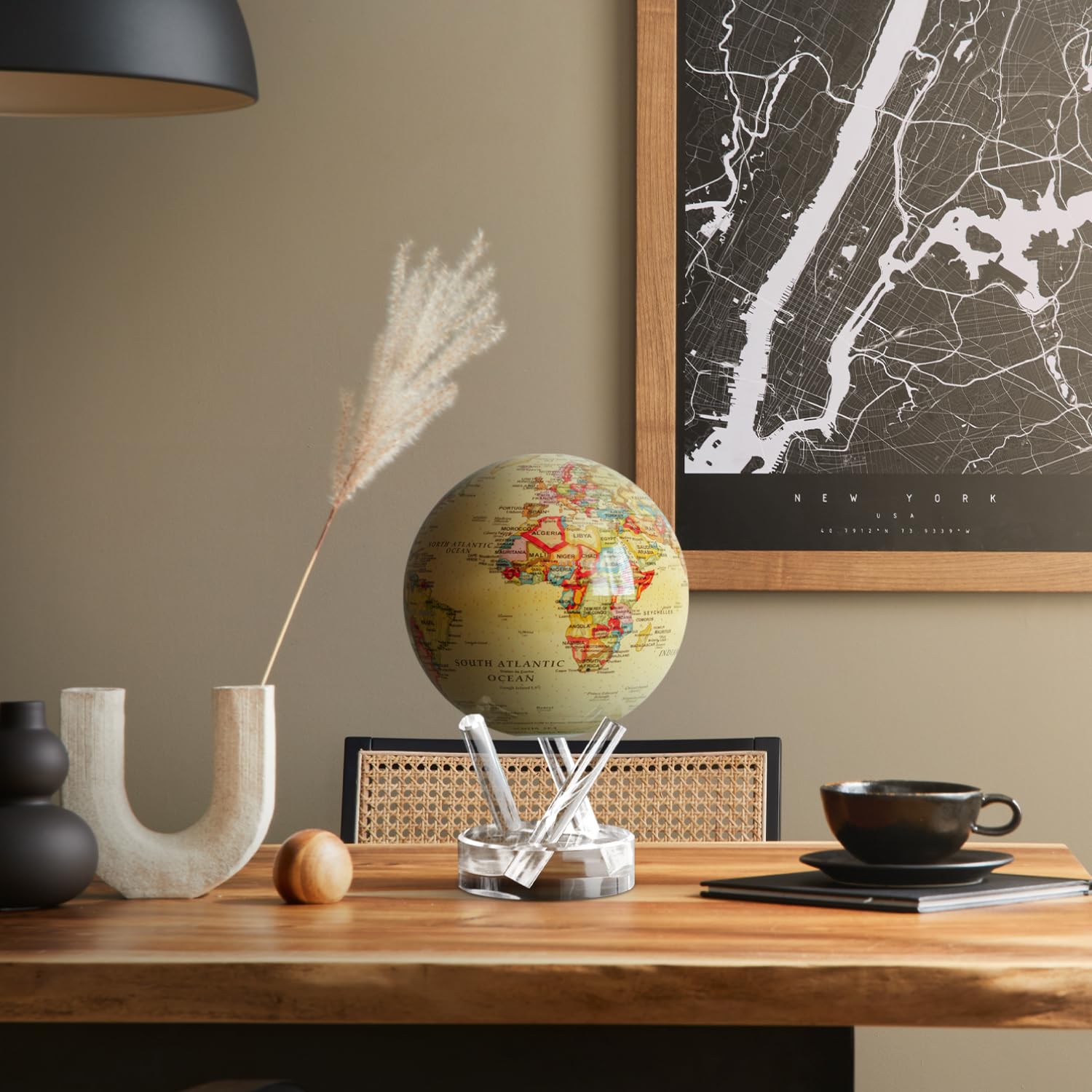 MOVA Globo Autorotante, Mappa Politica Gialla Antica Classico (4.5") | globo rotante solare, senza batterie o cavi, regalo per amanti della geografia, display cinetico premium, arredo da ufficio