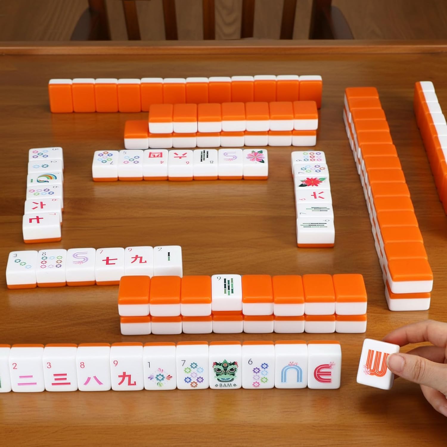 Soulchen Mahjong Tile Bag Set with 160 Orange Acrylic Mahjong Tiles with Zippered Letters for Family and Party Adults(1.4 x 1 x 0.8 Inches)