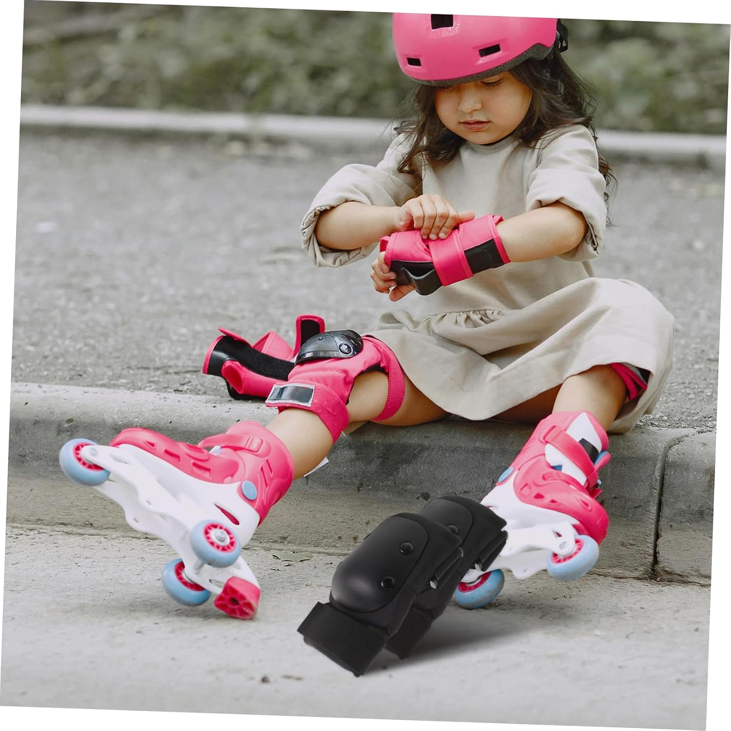 POPETPOP 1 Pair Elbow Pads and Wrist Guards Protective Gear for Skating Cycling Roller Skating and Outdoor Sports Adjustable Fit for Boys and Comprehensive Protection in Black