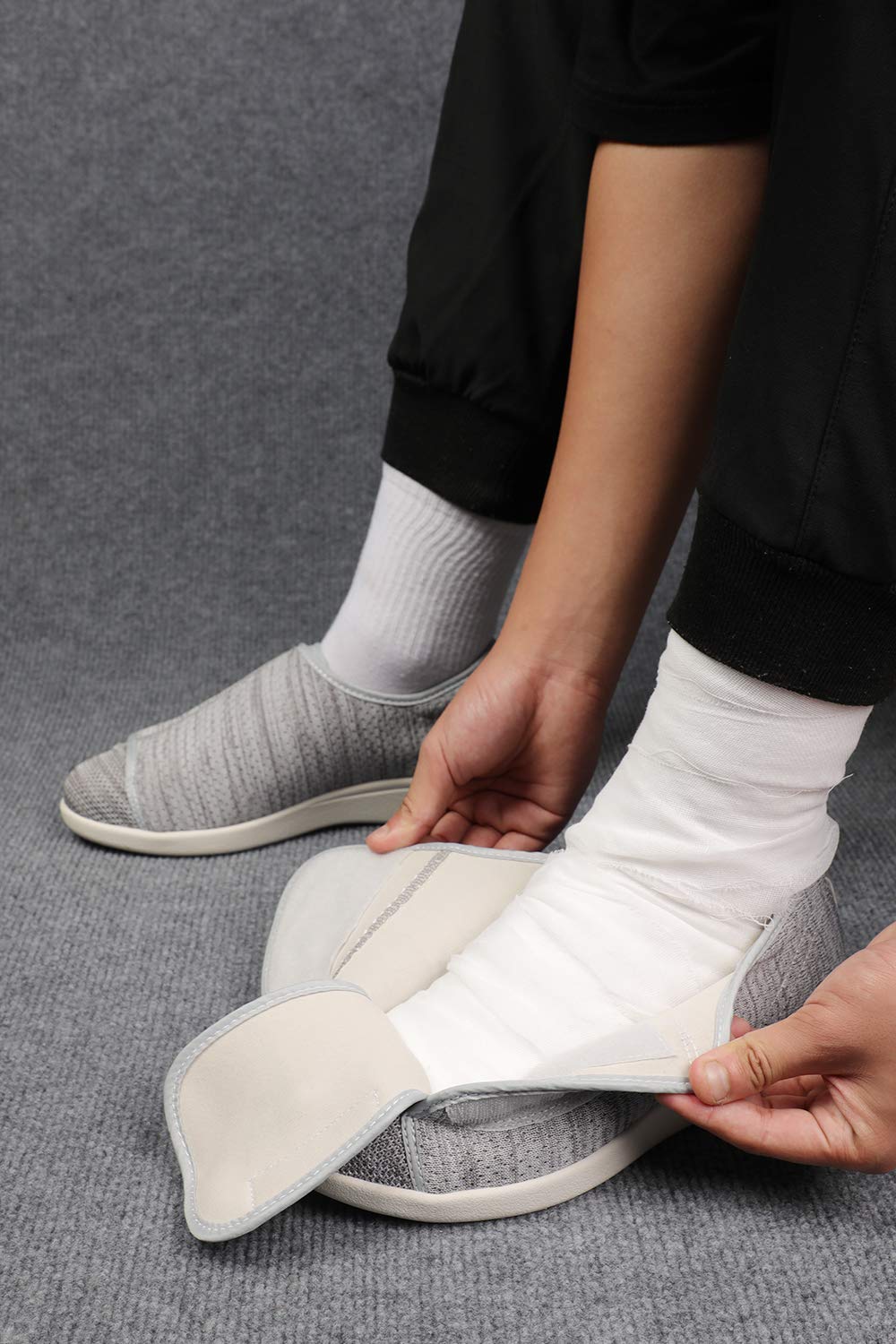 Damen Diabetiker Schuhe für Frauen Casual Verstellbare Wanderschuhe Breite Schuhe für ältere Menschen Geschwollene Füße Rutschfest Luftpolster Unterseite Mast und Verbreiterung