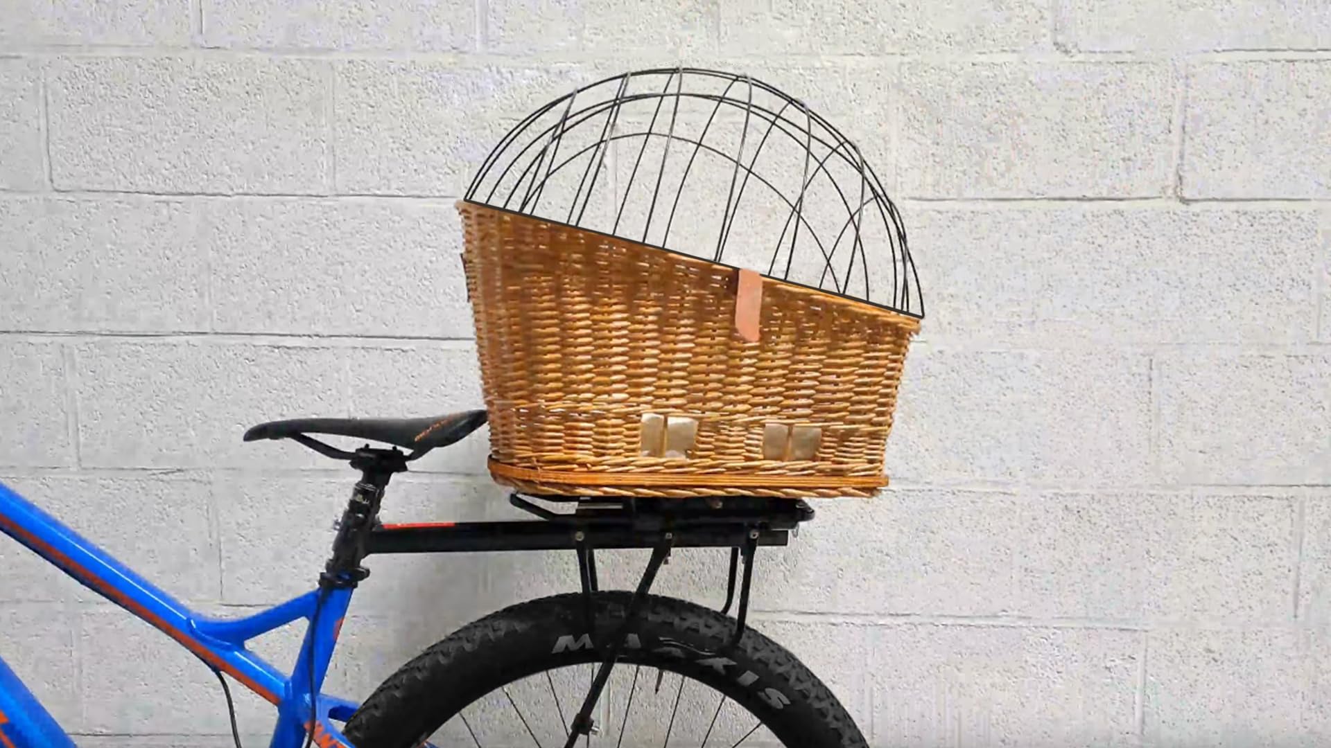 Cestino per bicicletta posteriore in vimini, per cane o gatto, da fissare sul portabagagli
