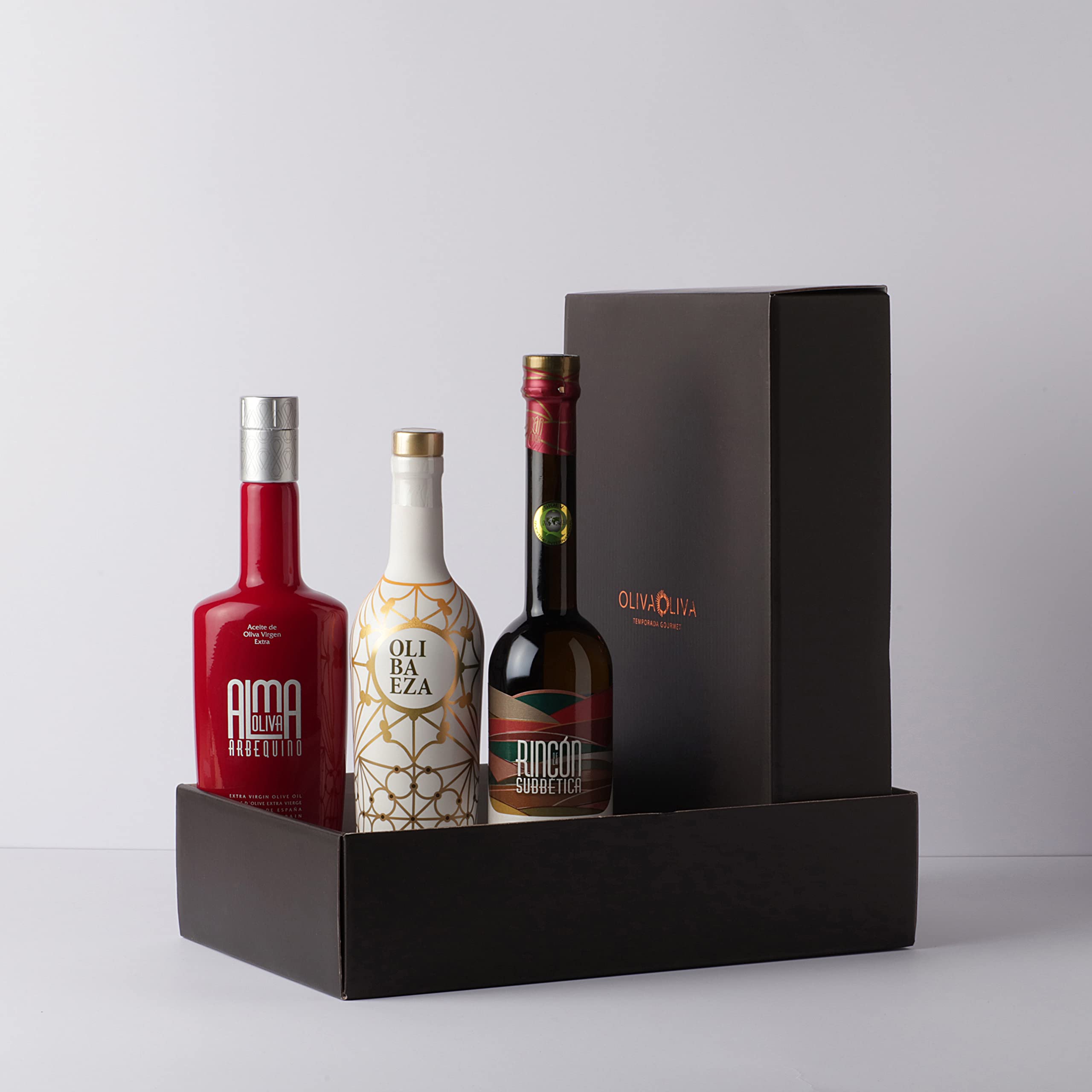 Najlepsza oliwa z oliwek Extra Virgin na świecie (TOP10 EVOOLEUM Awards 2021) - Opakowanie 3 x 500 ml butelki (Karton)
