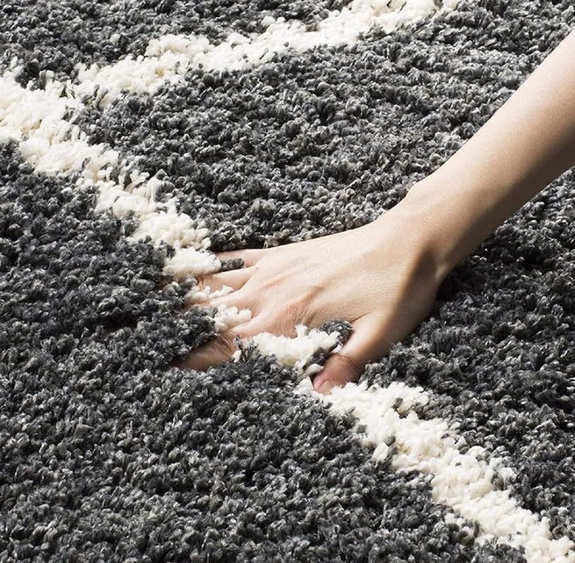 Image of Polyester Fluffy Fur Rugs & Modern Shaggy Floor Carpets for Living Room,Sofa Area,Hall,Kids Room,Guest Room | Elegent Bedside Runners for Besdroom(5X8 Feet Grey Box)