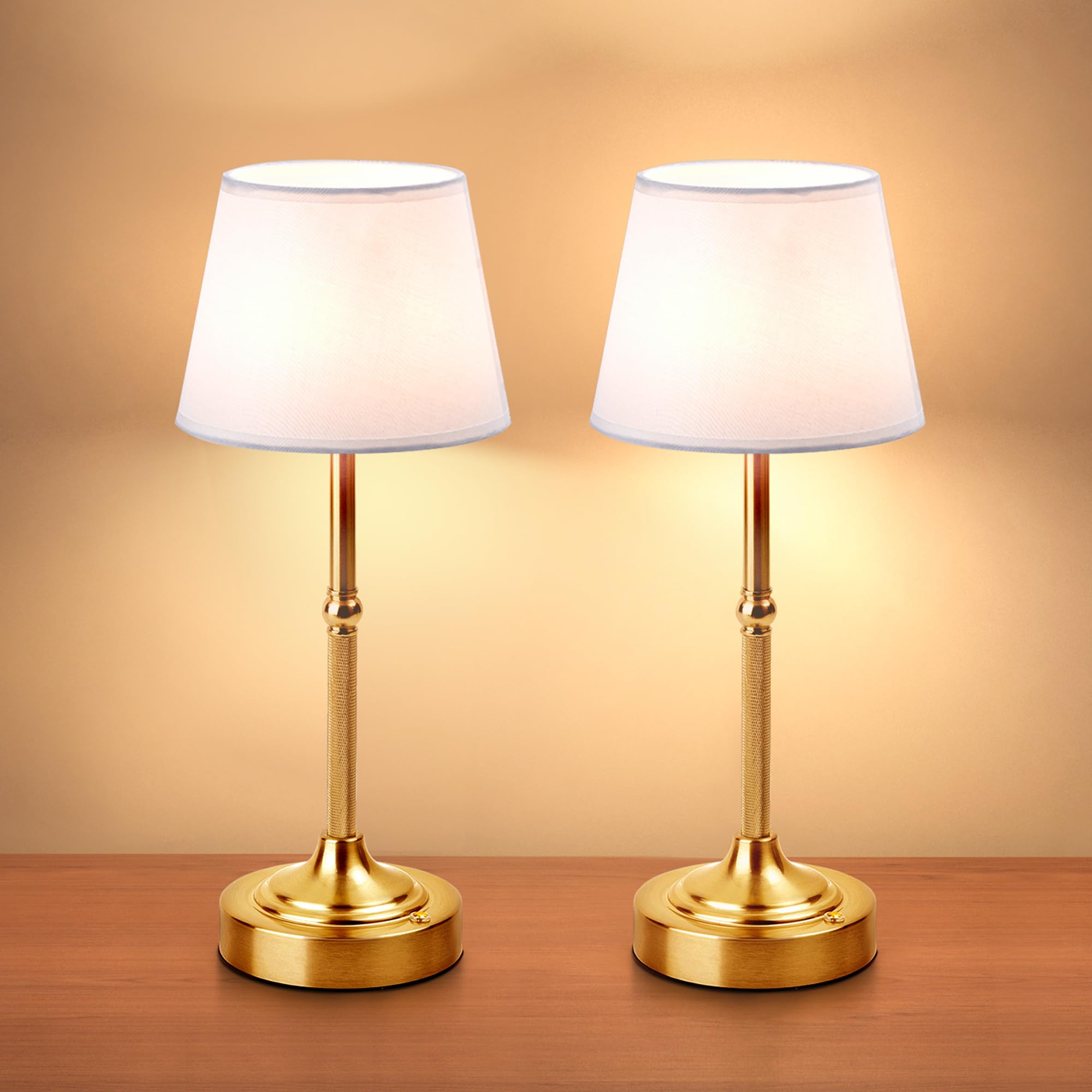 LUTEC Kabellose Tischlampe, batteriebetriebene Lampe, 3 Farben, stufenloses Dimmen, kleine Touch-Nachttischlampe, Heimdekoration für Esszimmer, Theke (2, Gold)