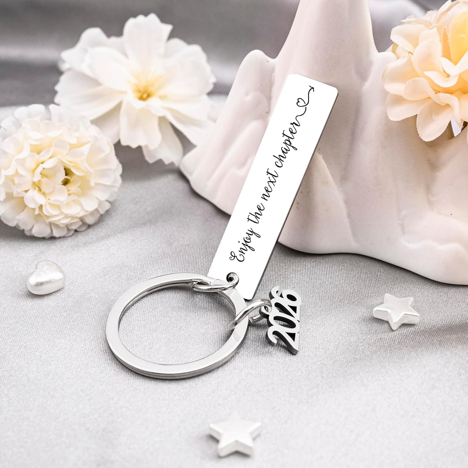 8 Pcs Class of 2026 Keychain College Graduation Gifts for College Girls Graduation Gifts for Women Men Middle High School Masters Degree Graduate Gift Ideas Senior 2026 Keyring