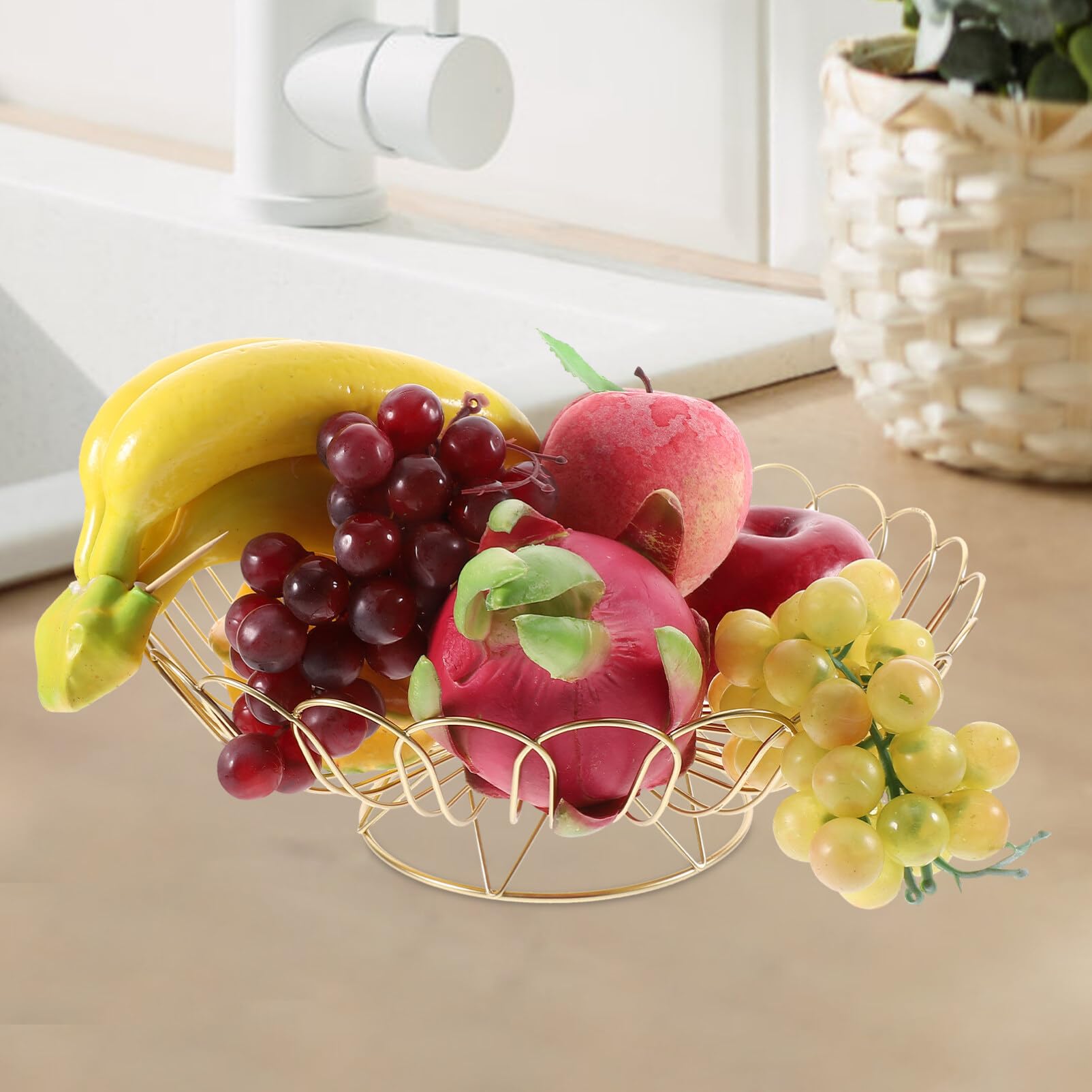 Amazon｜Housoutil デコレーション用メタルワイヤー果物バスケット