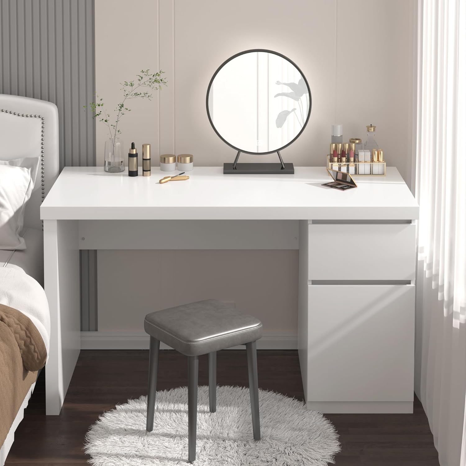 White Desk with Drawers, 47 Inch Small Computer Desk with Storage, Cute Home Office Desk for Study, Vanity, Gaming, Modern Computer Desk for Bedroom and Office, White