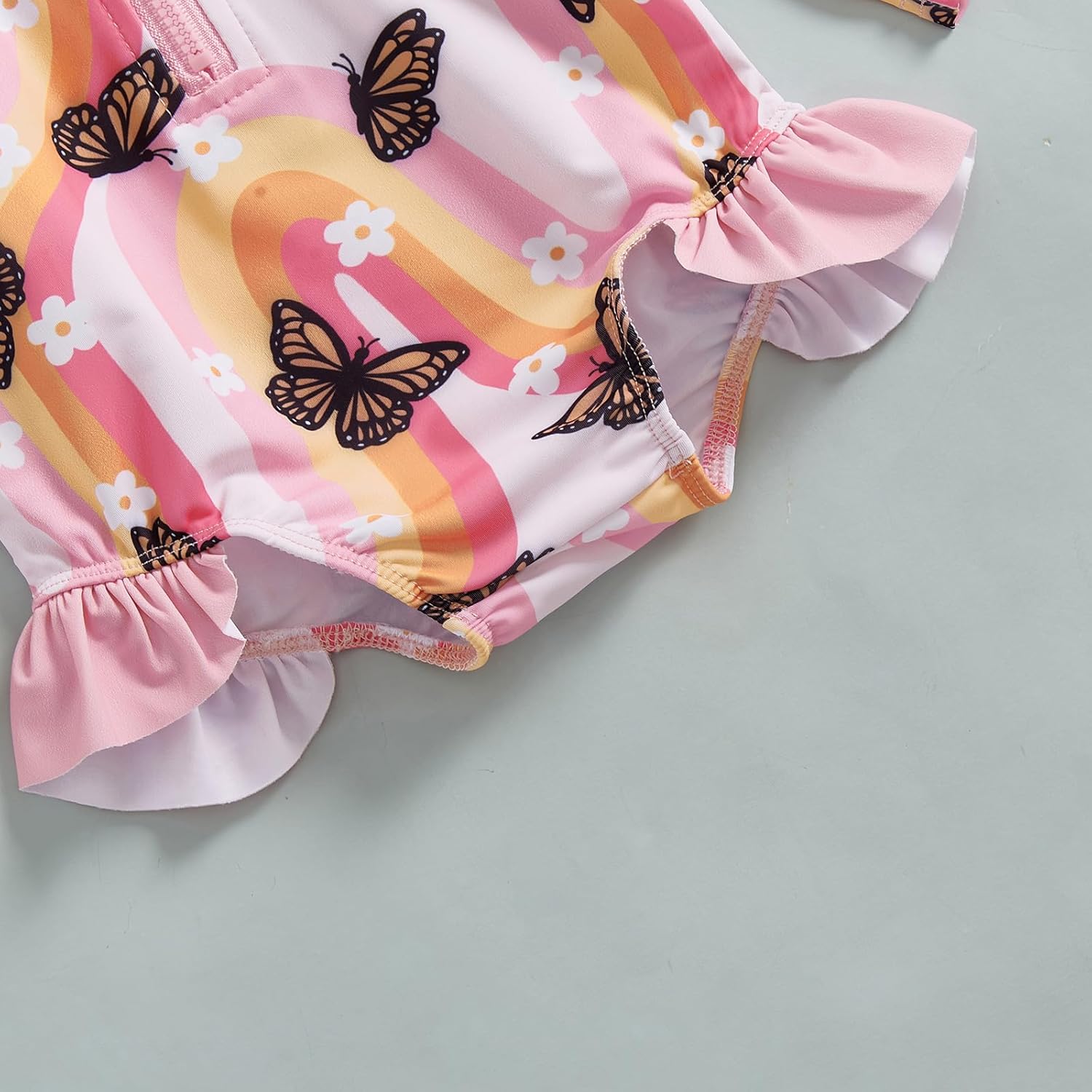 Maiô feminino de manga comprida com chapéu, maiô de praia Rash Guard em promoção! Veja a oferta e mais achadinhos de Moda praia infantil 4 Hoje é o melhor dia para comprar Maiô feminino de manga comprida com chapéu, maiô de praia Rash Guard com aquele preço maroto! Promoção! Aproveite a oferta! 4