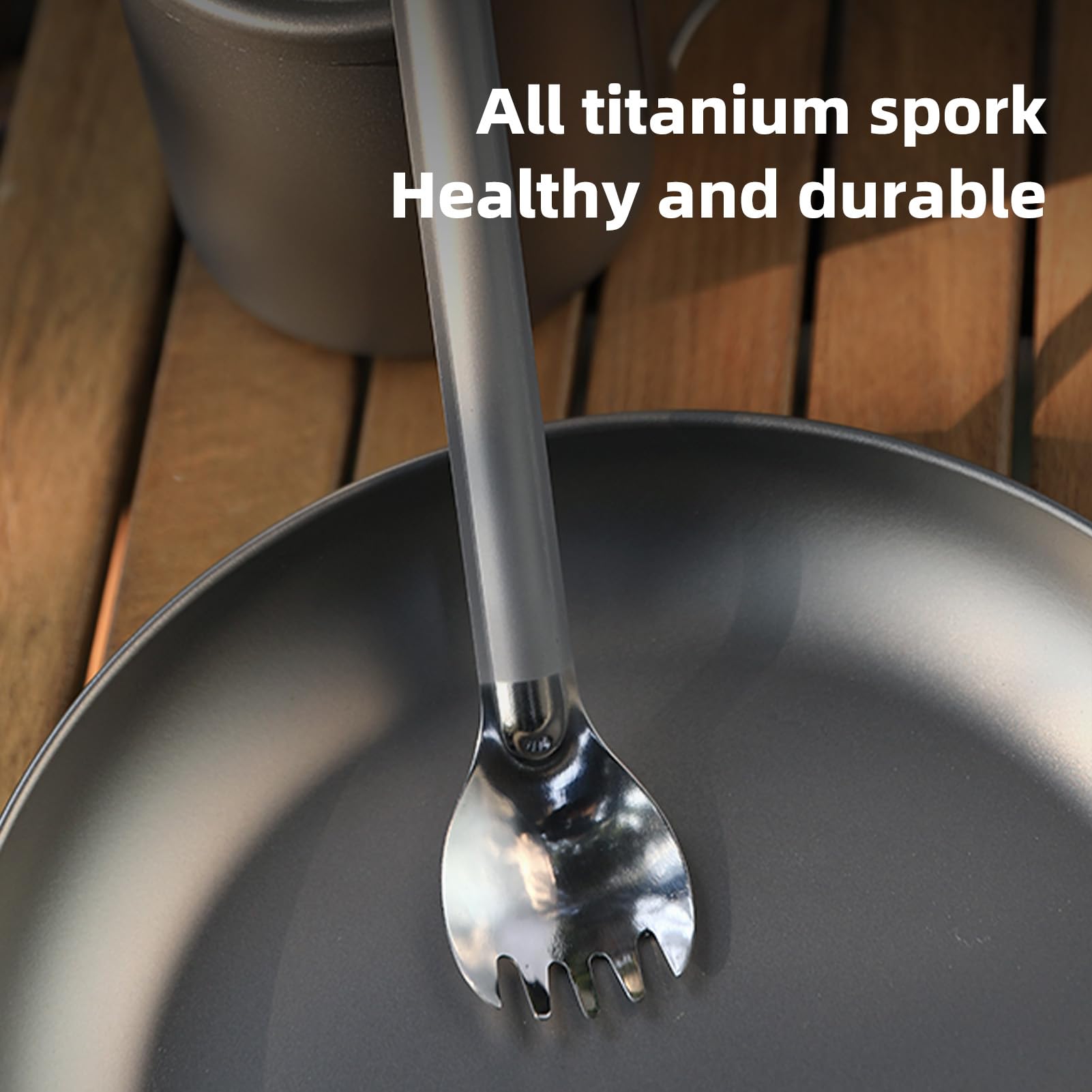 Titaniums Camping Utensilienset, Outdoor Essgeschirrset mit 3 Teiligem Geschirr Becher Essteller Spork für Rucksacktouren, Wanderungen, Picknicks
