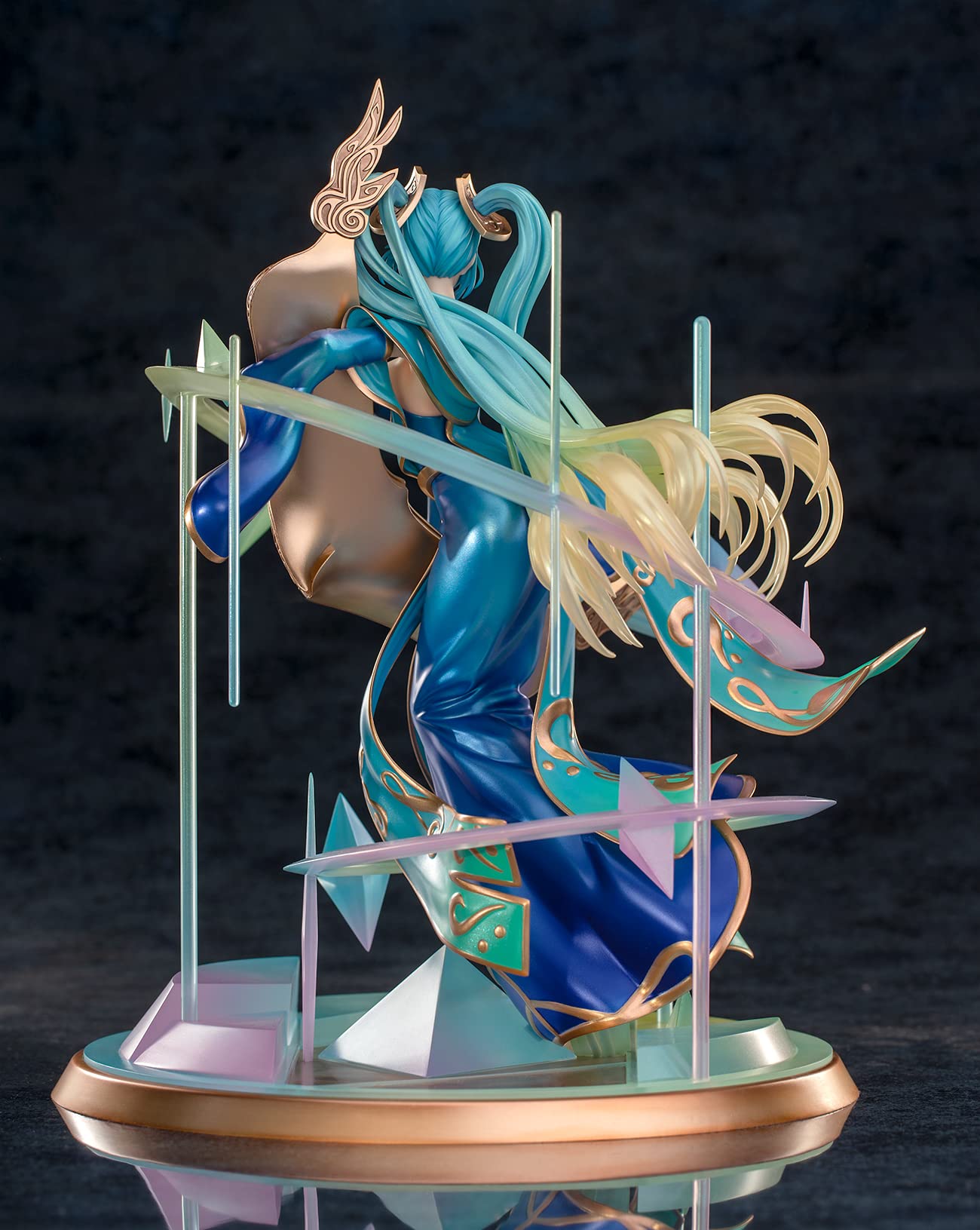 Amazon | リーグ・オブ・レジェンド 沈黙の弦奏師 ソナ 1/7 完成