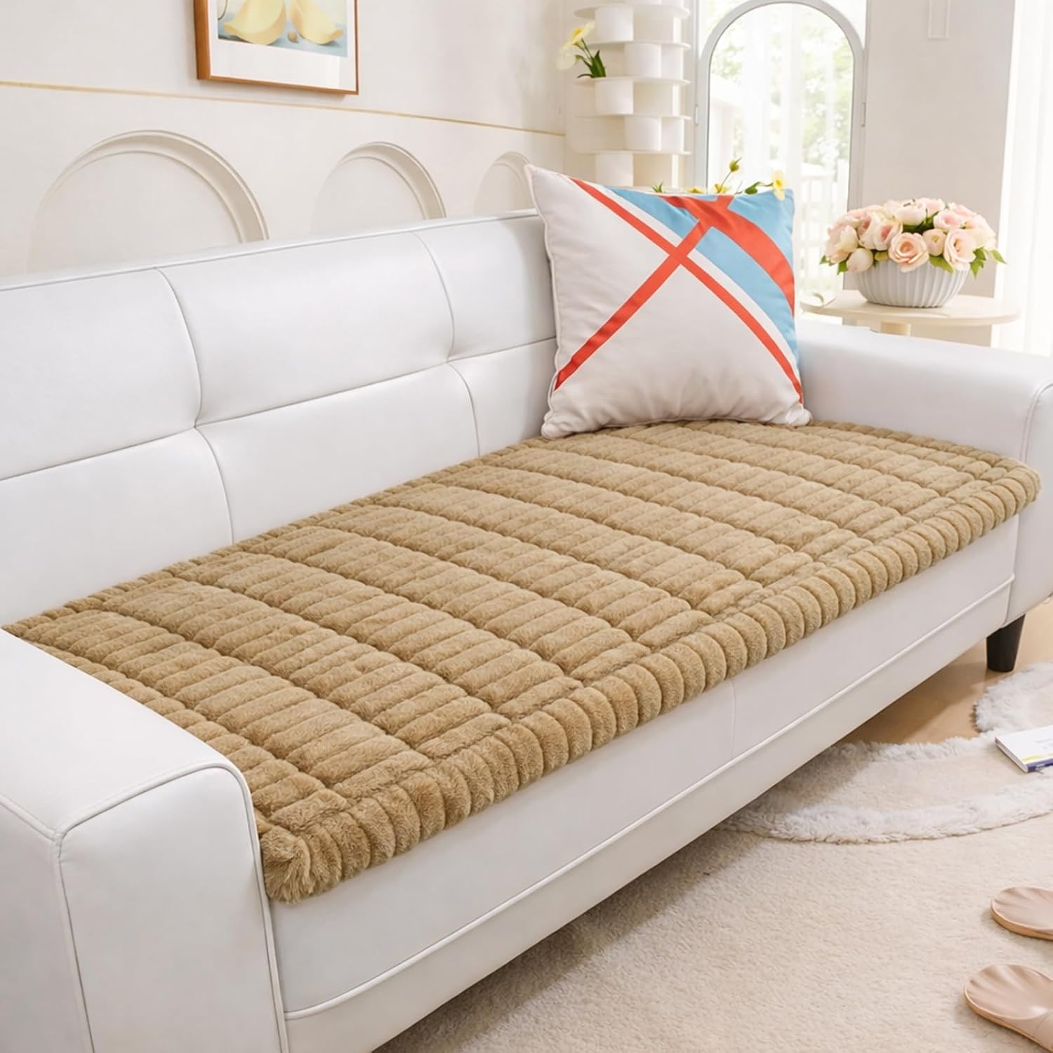 Couch Cover for Dogs Washable,Non-Slip Fuzzy Durable Couch Covers for 3 Cushion Sofa Pet Friendly Sofa Cover,Dogs Furniture Soft Slipcovers Protector Couches Mat