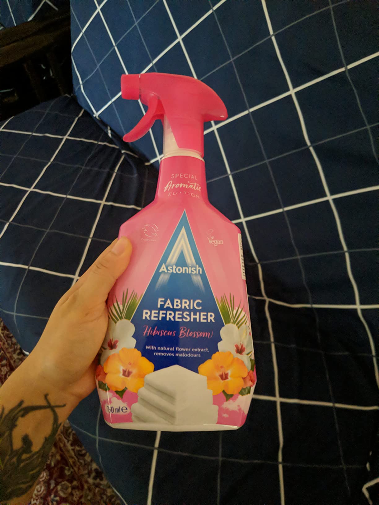 Astonish Fabric Refresher Hibiscus Blossom 750ml Special Aromatic