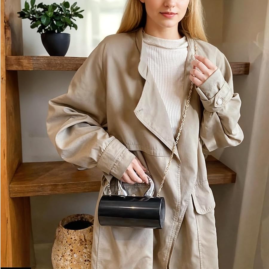 [MARITHE]★24FW★韓国人気★CLASSIC LOGO GLOSSY PADDING BAG Marithe CLASSIC LOGO PADDING TOTE BAG ivory | KAZUE