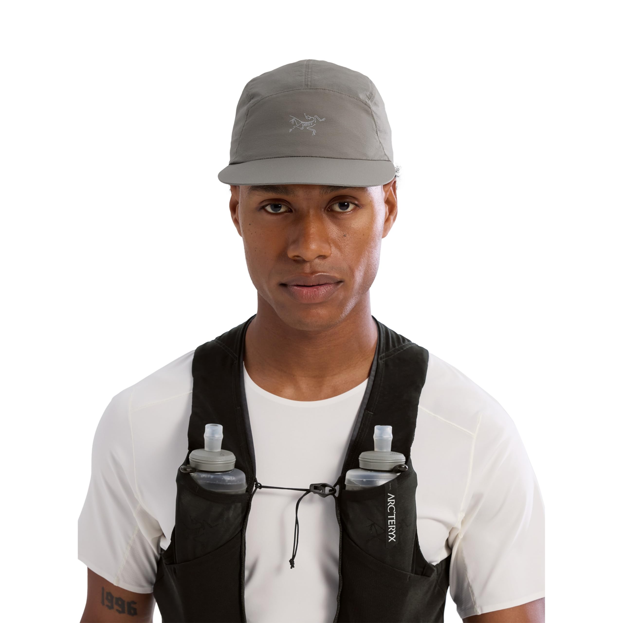 Amazon.com: Arc'teryx Norvan Regular Brim Hat | Lightweight Hat